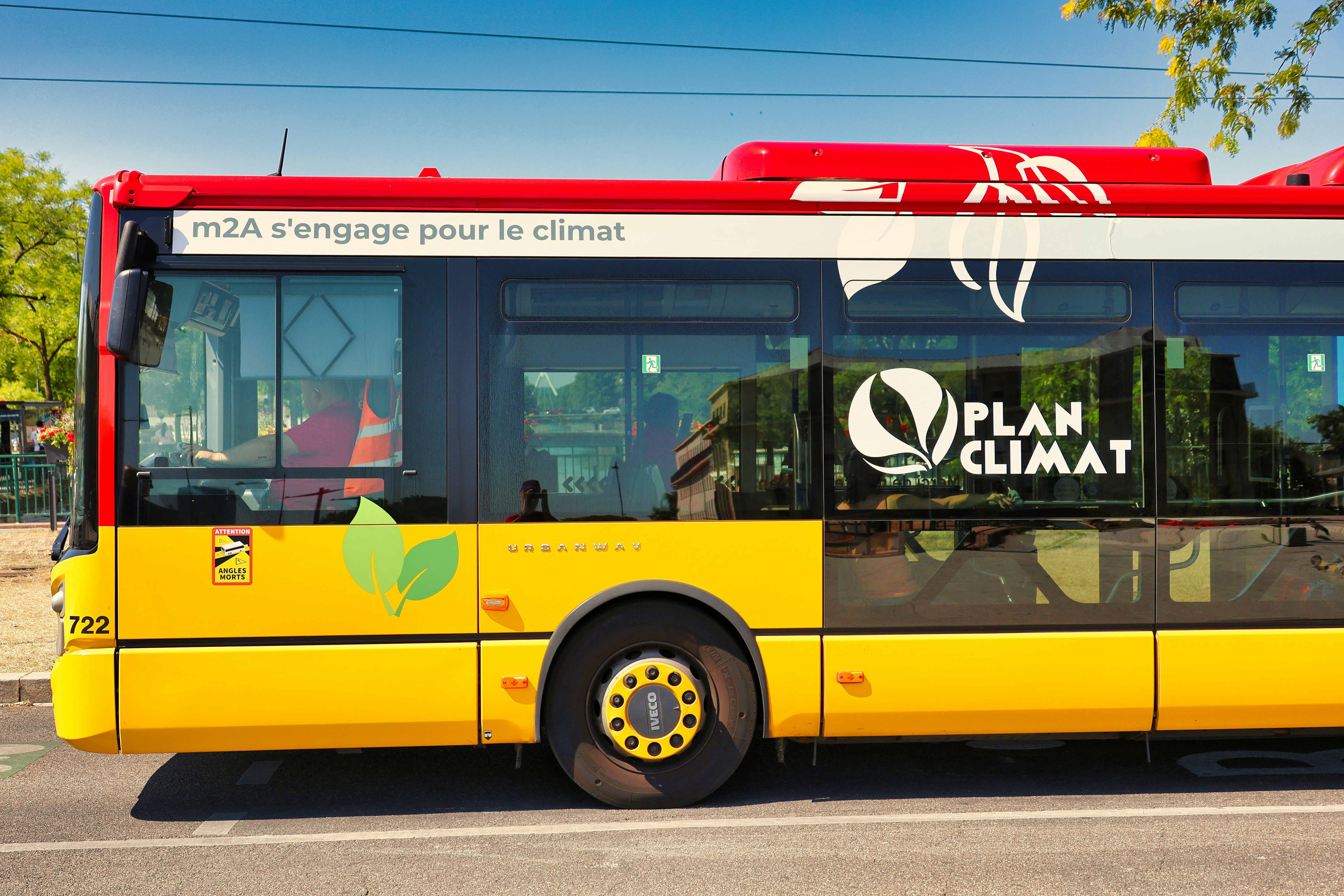 Long-Term Durability: Are OLED TVs and Monitors Safe for Streamers with Static Overlays?