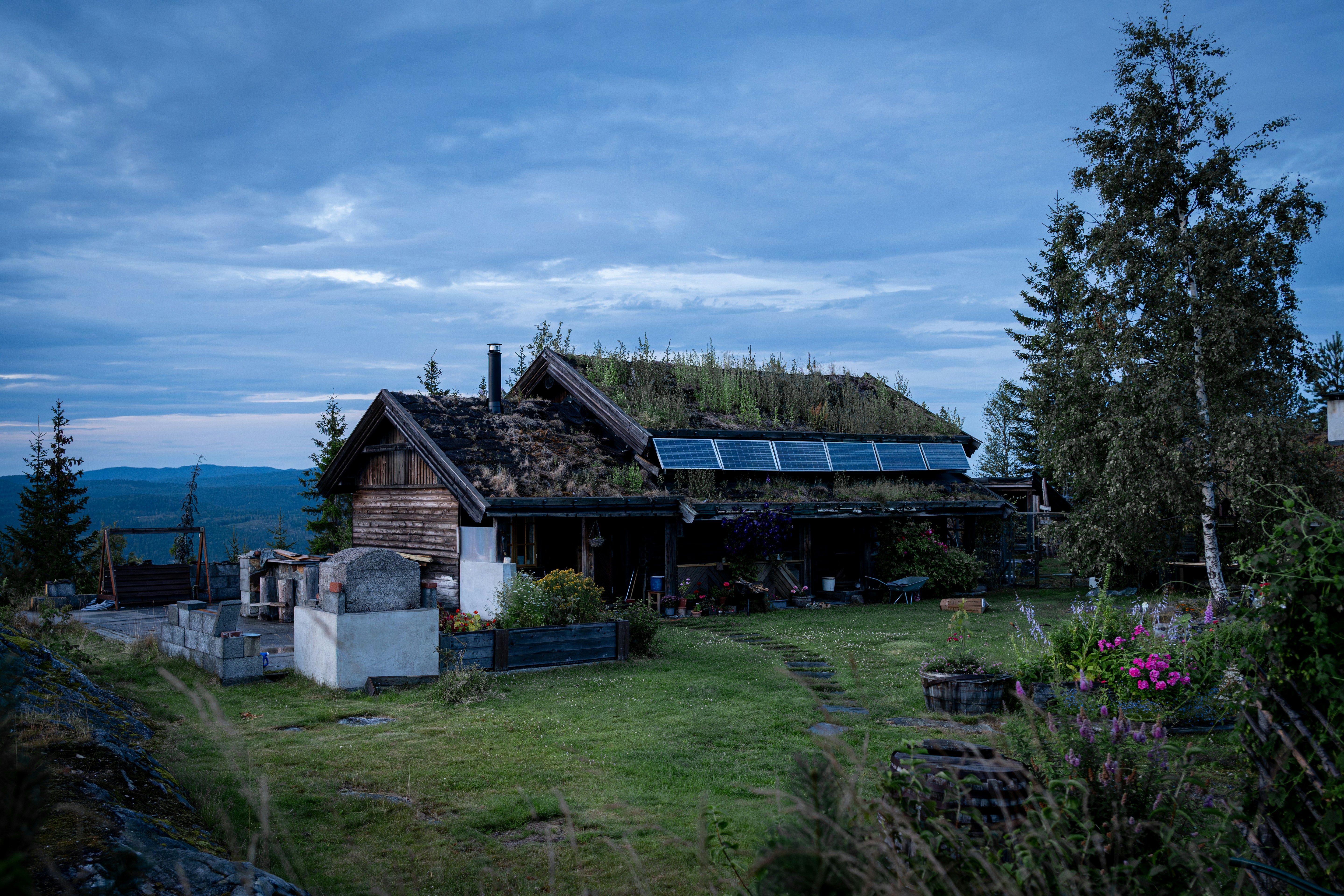 Earthship Homes: Pioneers in Sustainable Architecture
