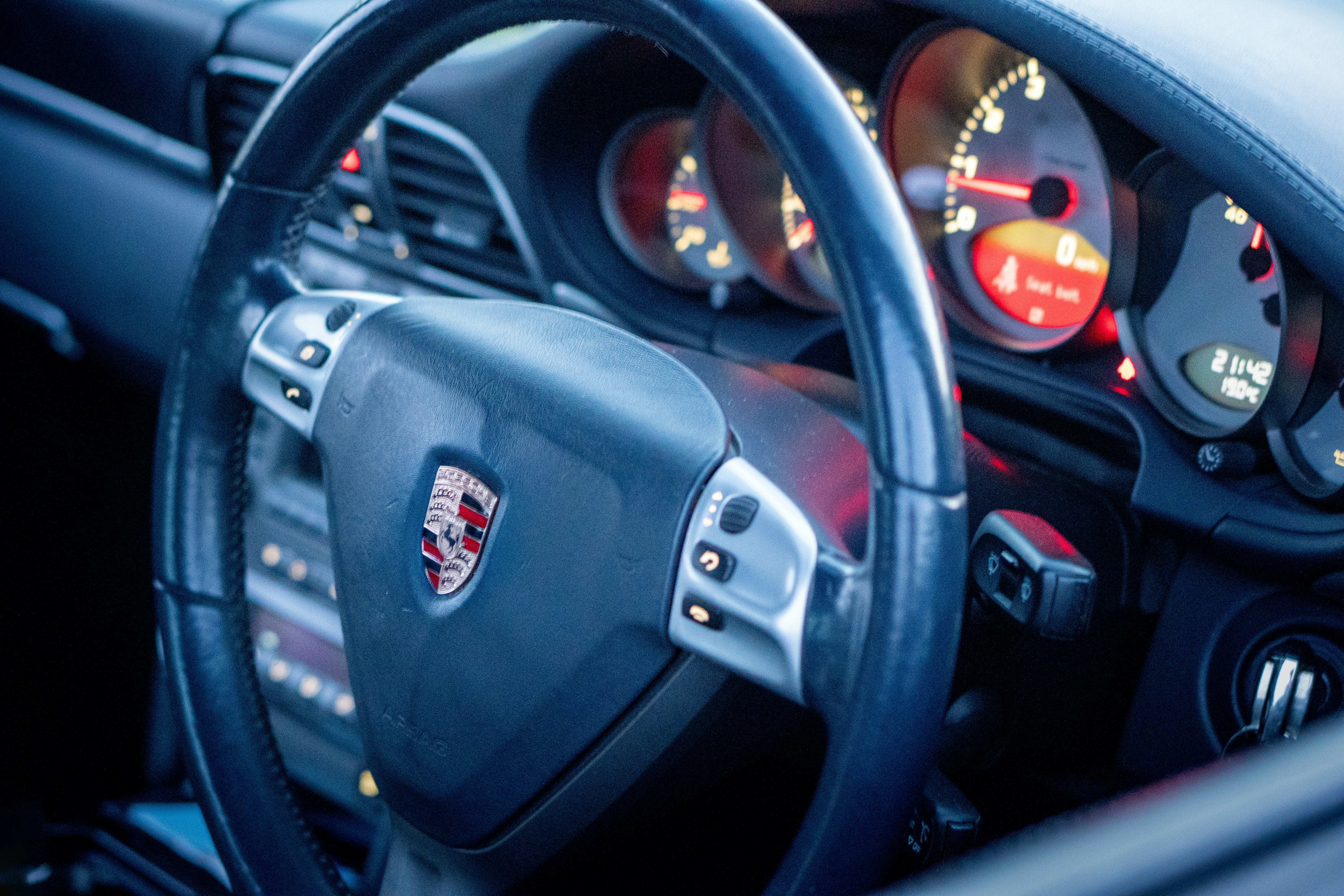 Porsche steering wheel detail