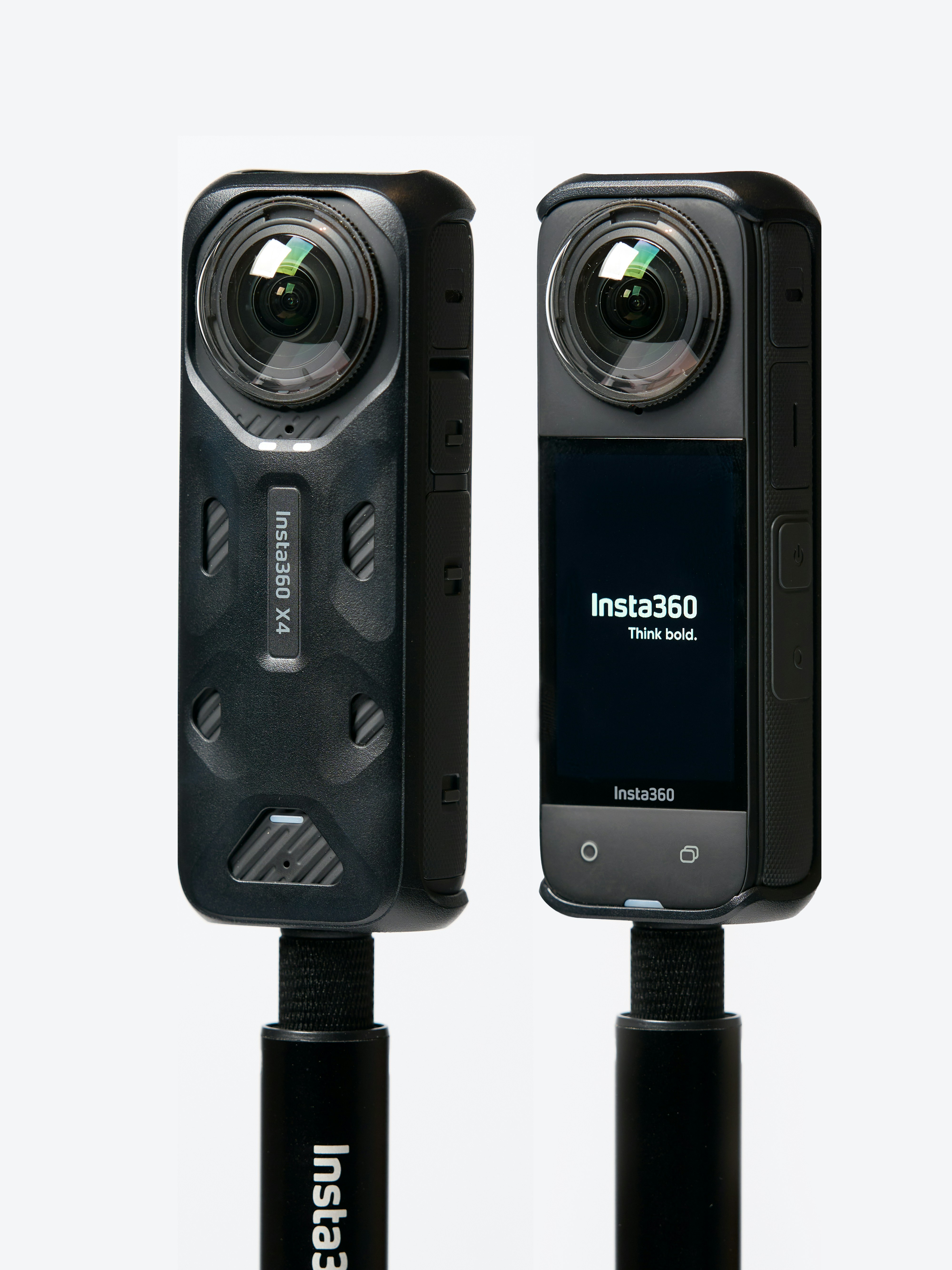 Duas câmeras insta360 x4 são mostradas.