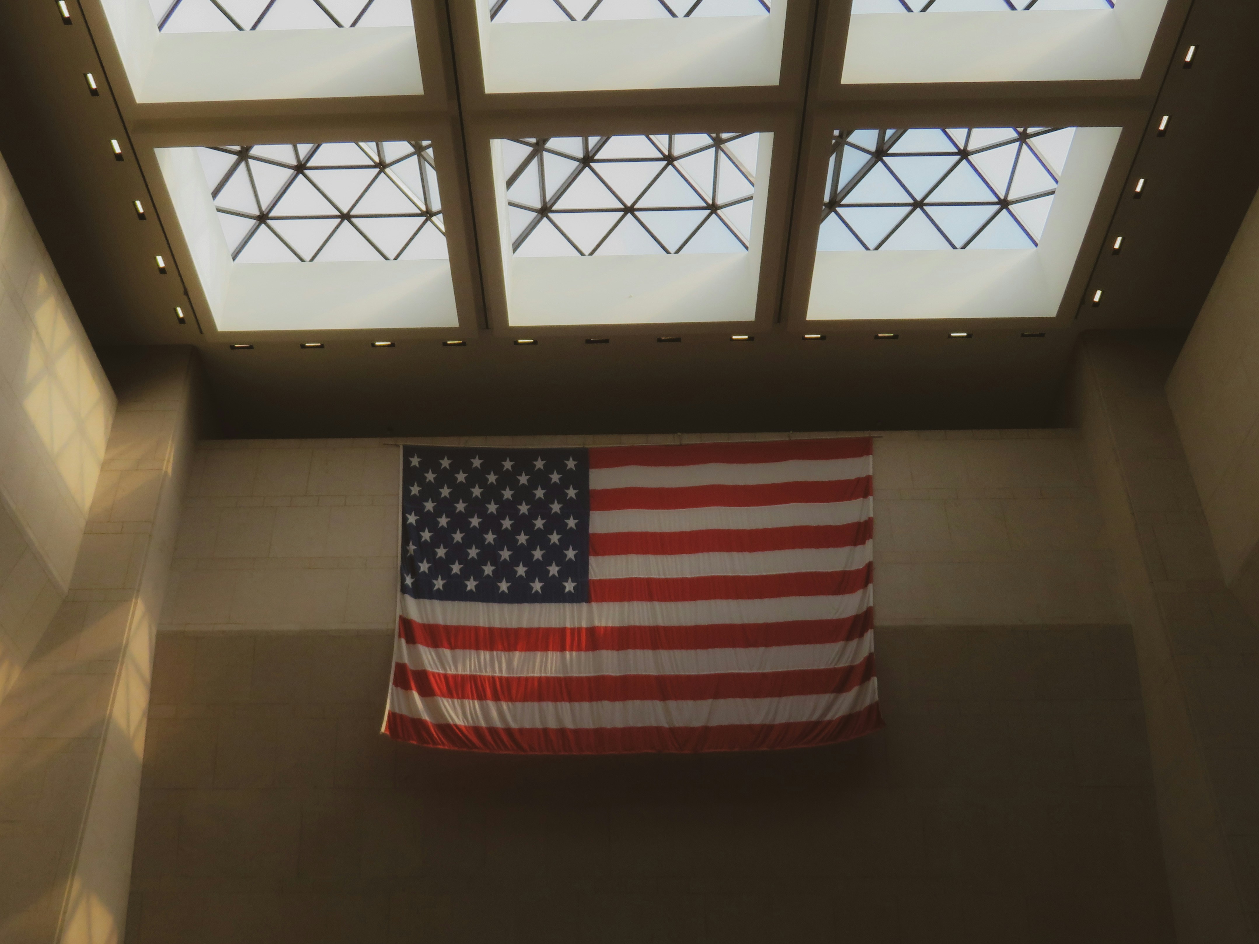 美中馬德里會談聚焦TikTok與輝達反壟斷議題