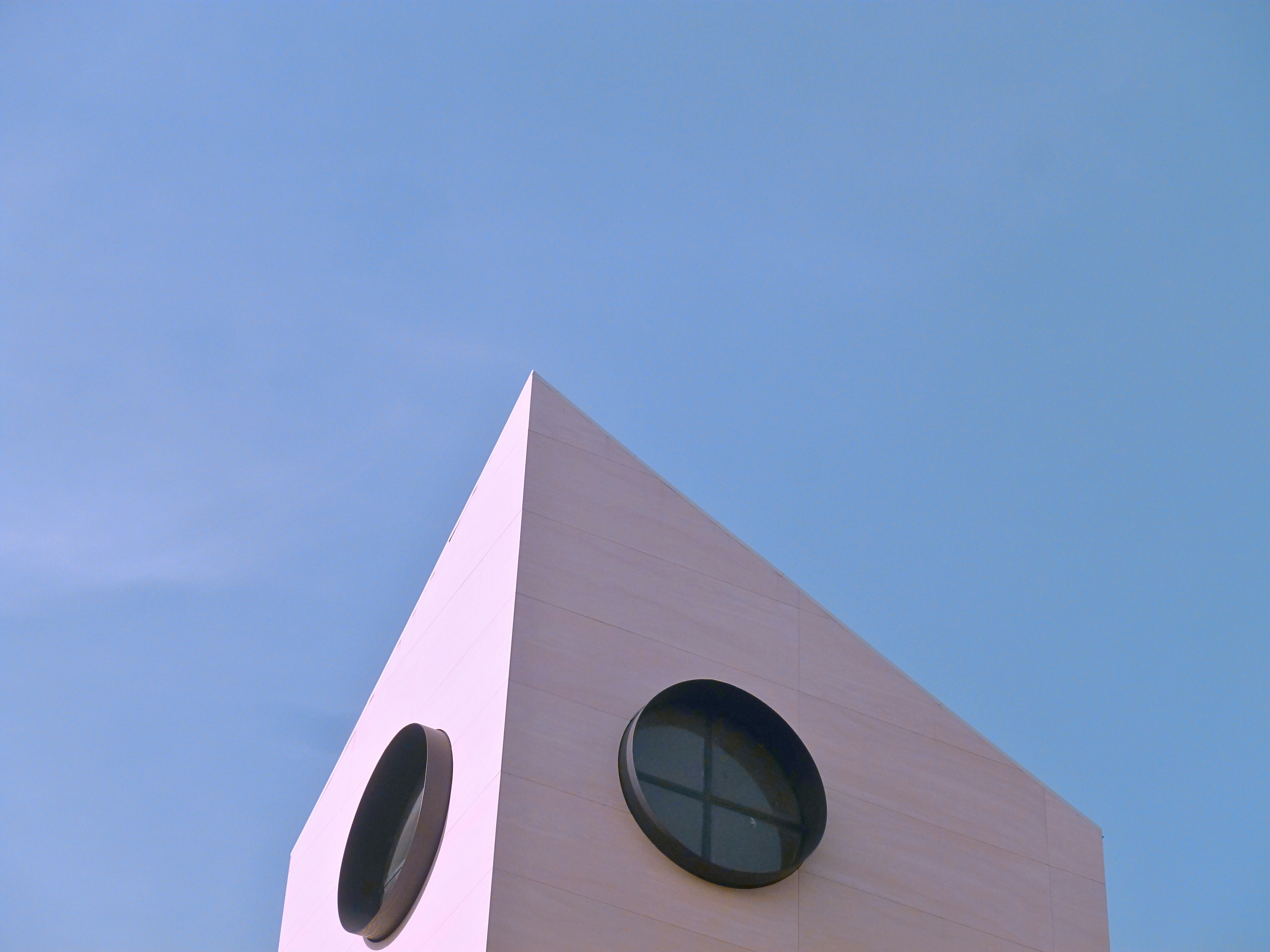 No.101 事实核查、信心悖论与 AI 适用性