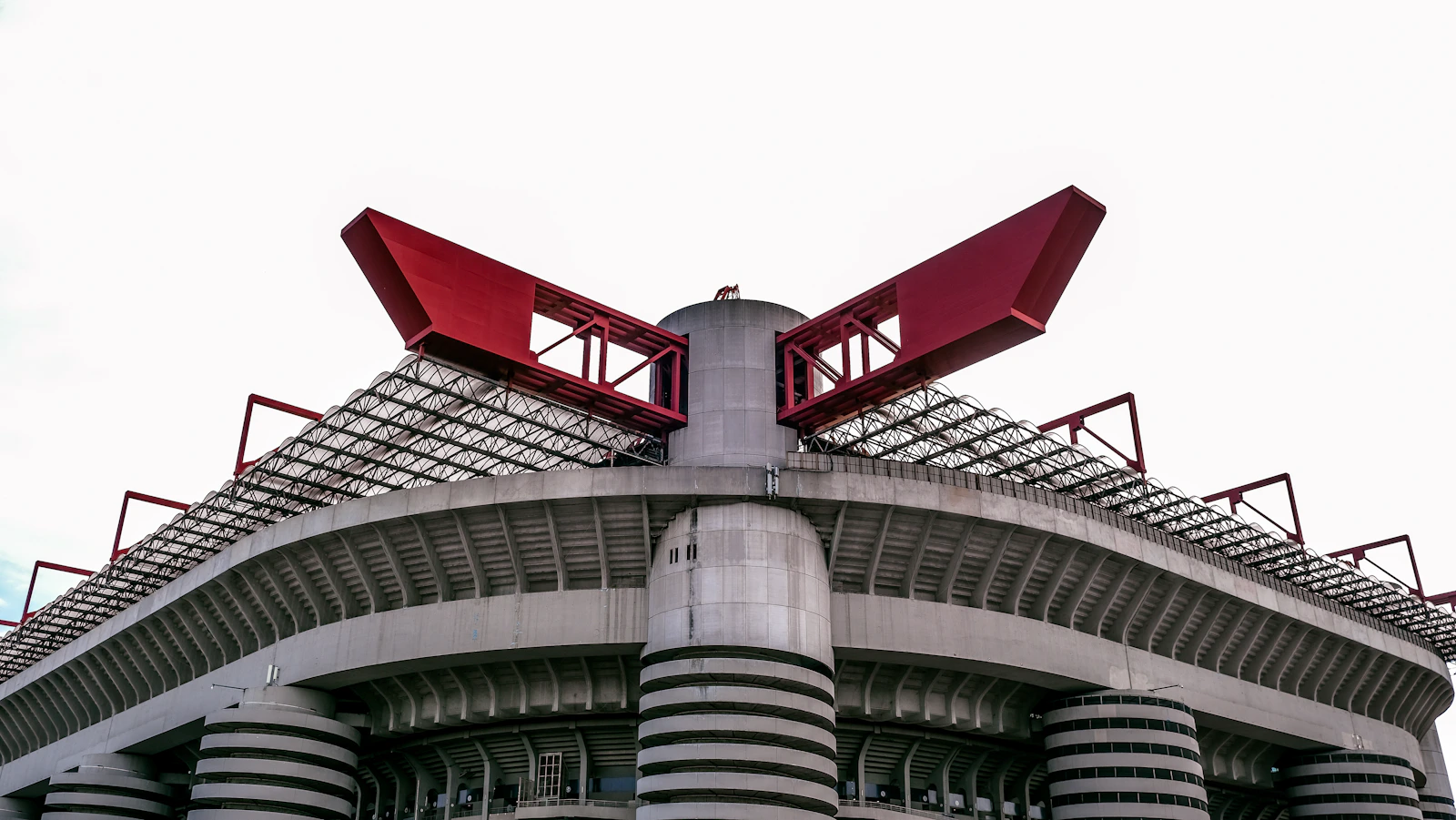 Milan vs Benfica prediction: control the transitions, or Benfica can turn San Siro