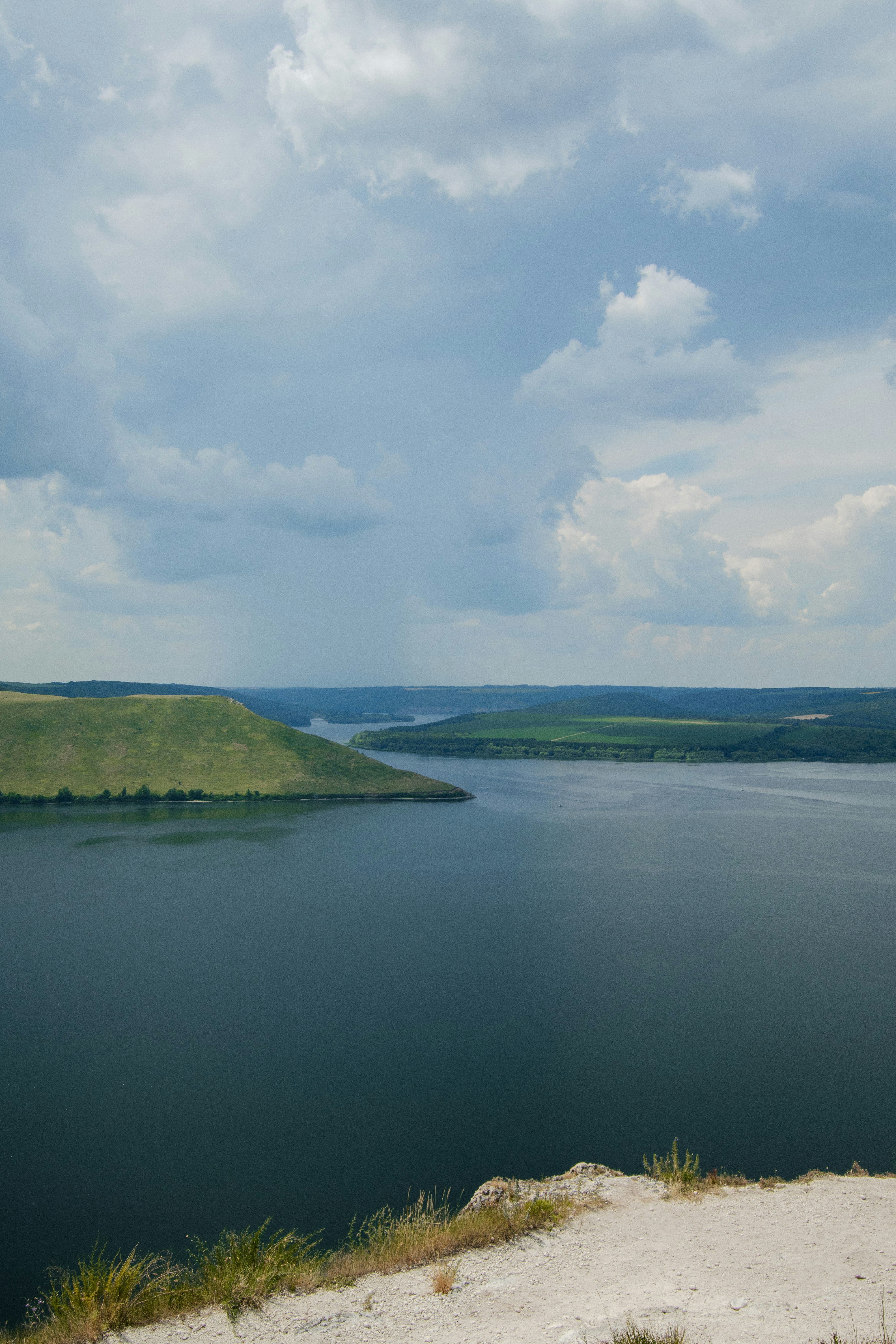 Photo by karynaviktori