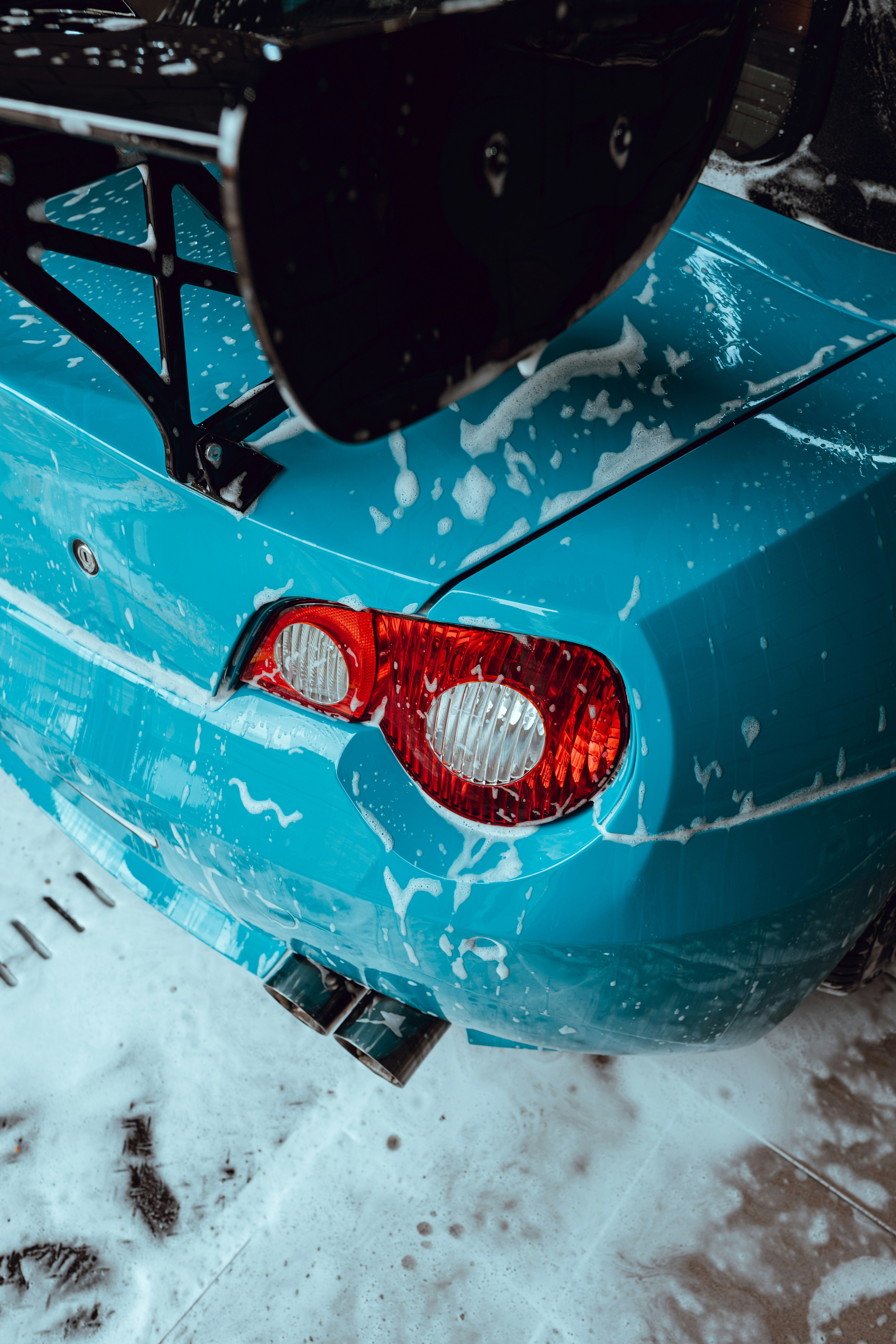 blog illustration, ilustrasi artikel Throttle Up Your Desktop: Epic Snowy Mountain Drift Car Wallpapers 9
