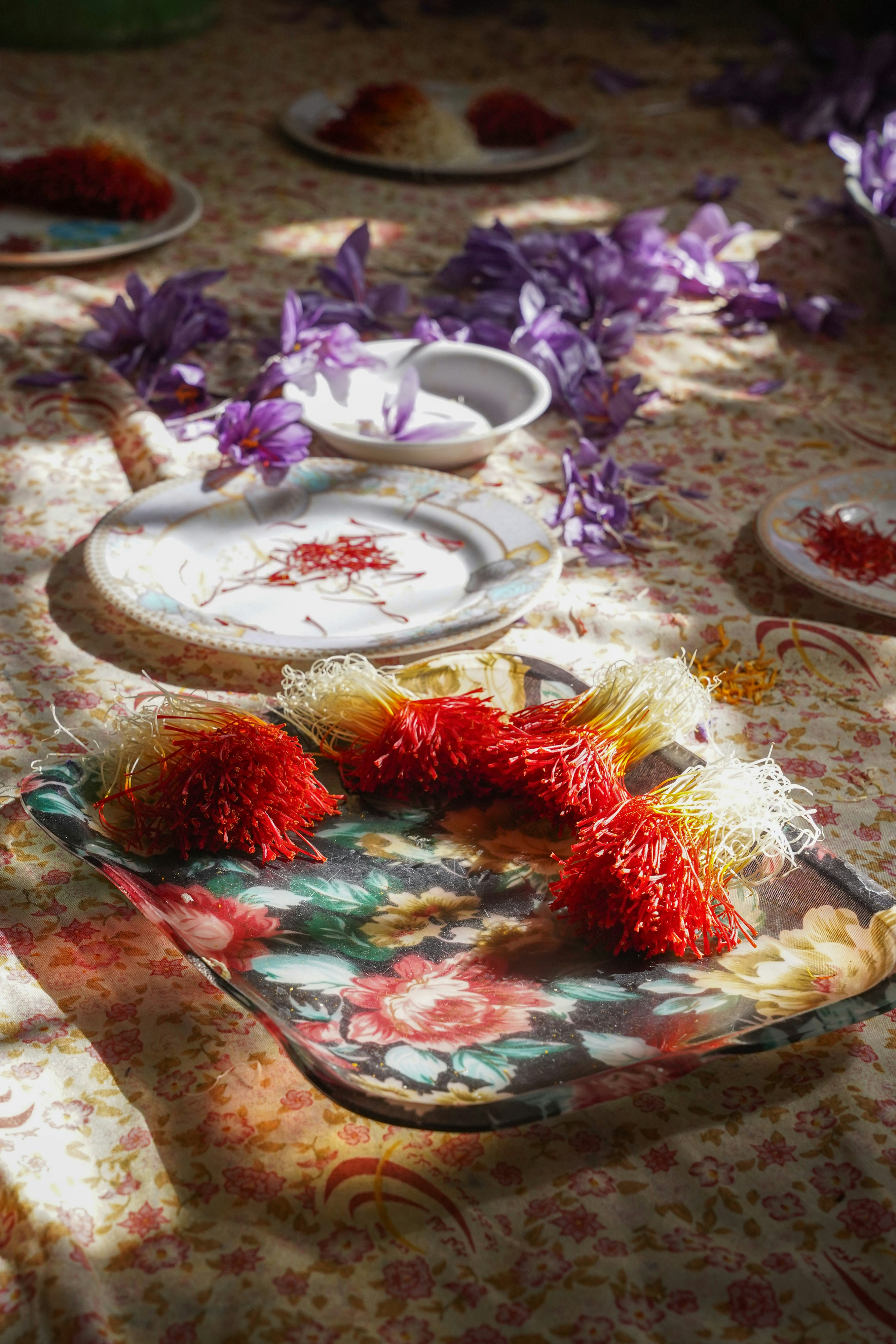 Saffron threads and flowers (saffron is part of the EnoSTIM blend)