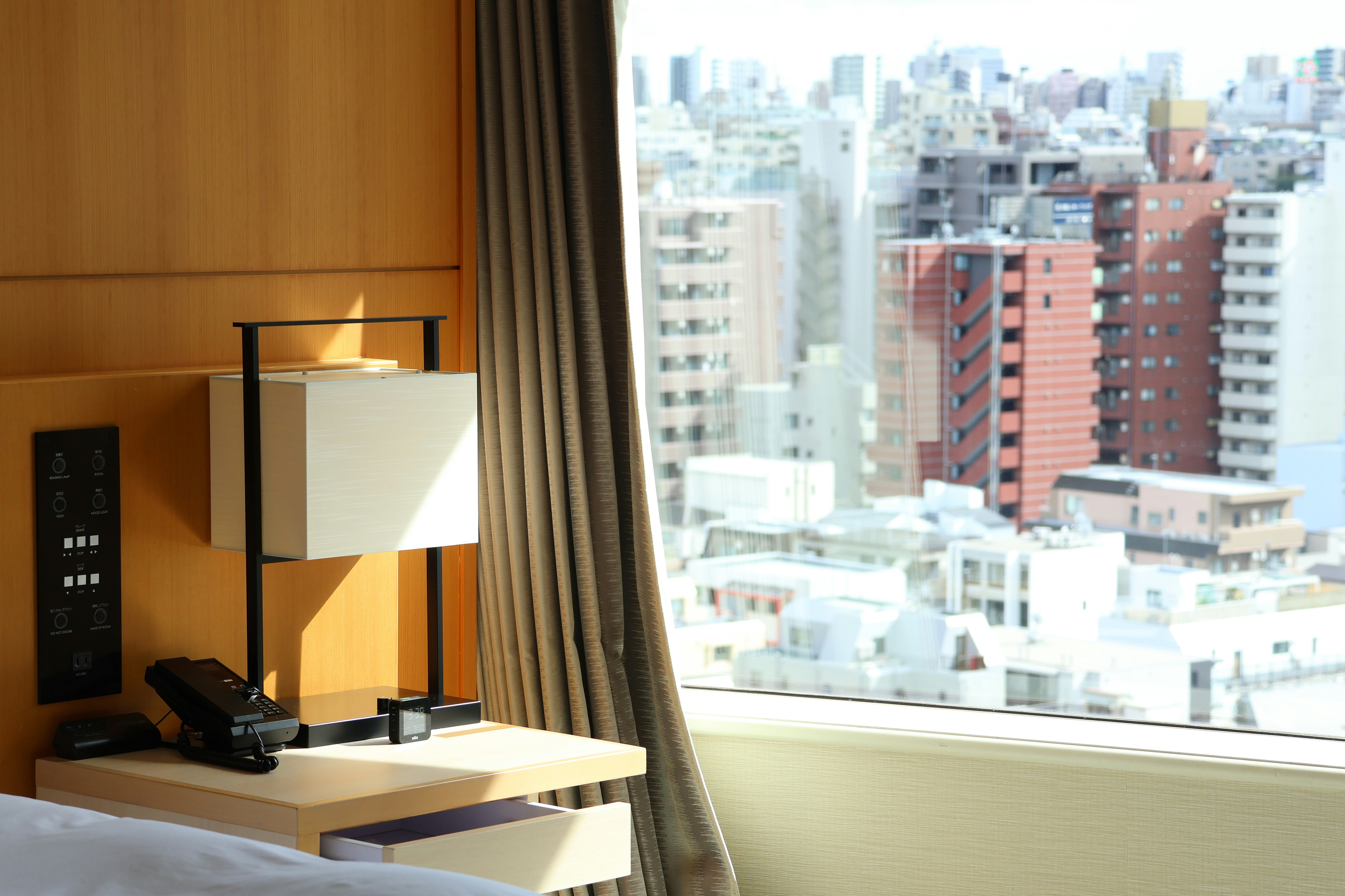 Royal Deluxe room with city view