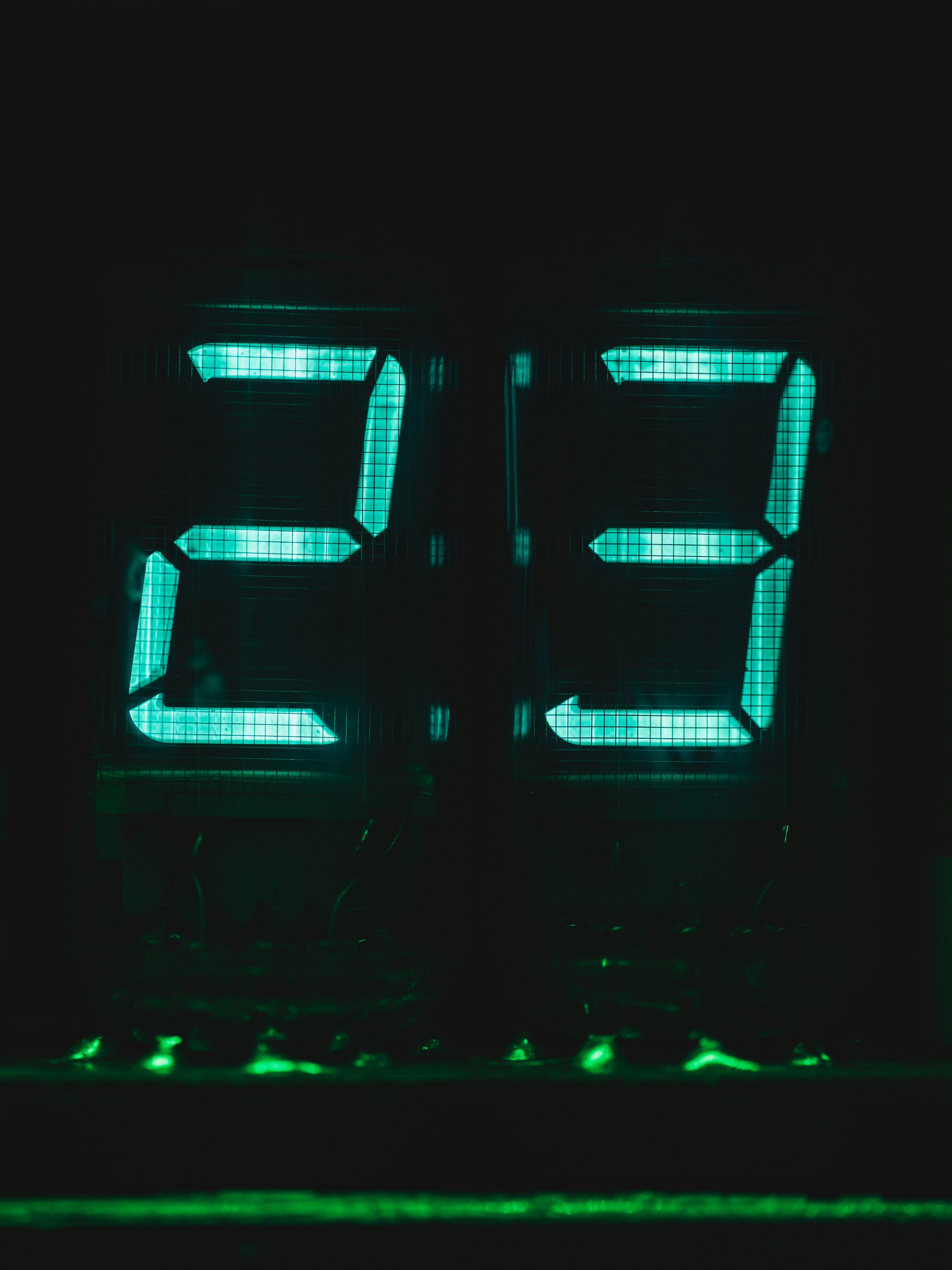 It shows the time 2:33.