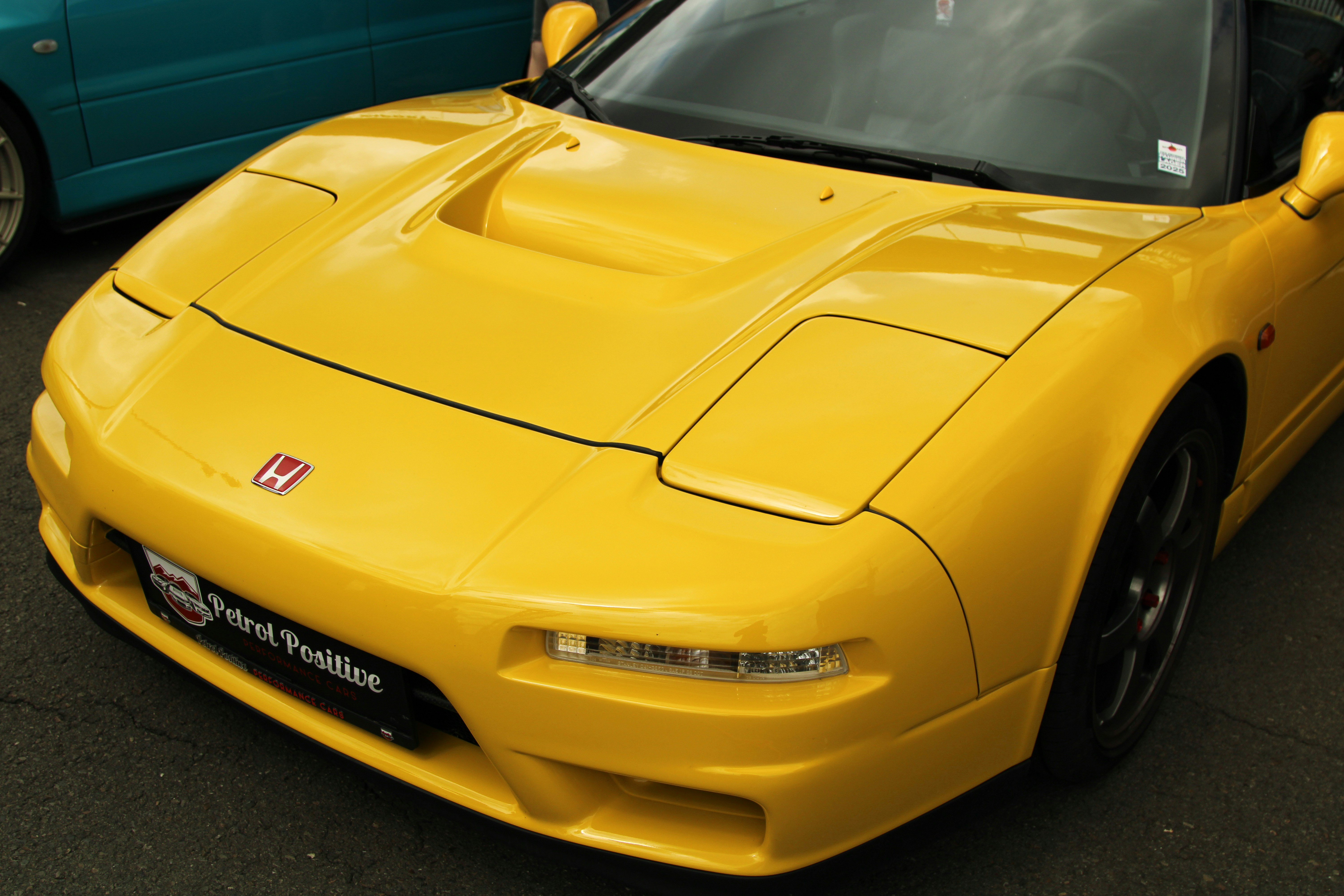Honda S2000 CR yellow, ilustrasi artikel S2000 CR Wallpapers: Why the Honda Club Racer Defines JDM Performance Aesthetics 6