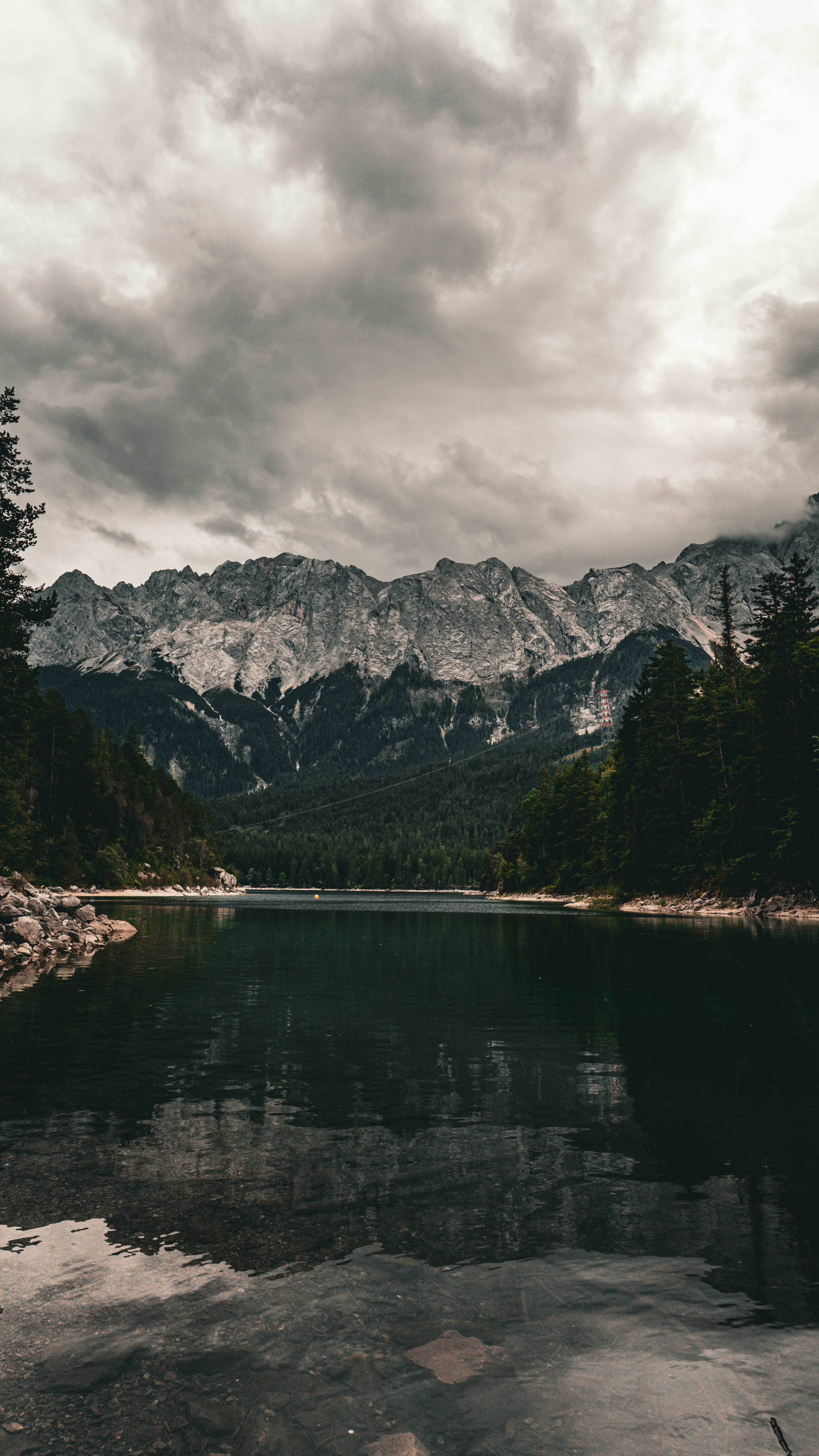 Photo by danielsiebert