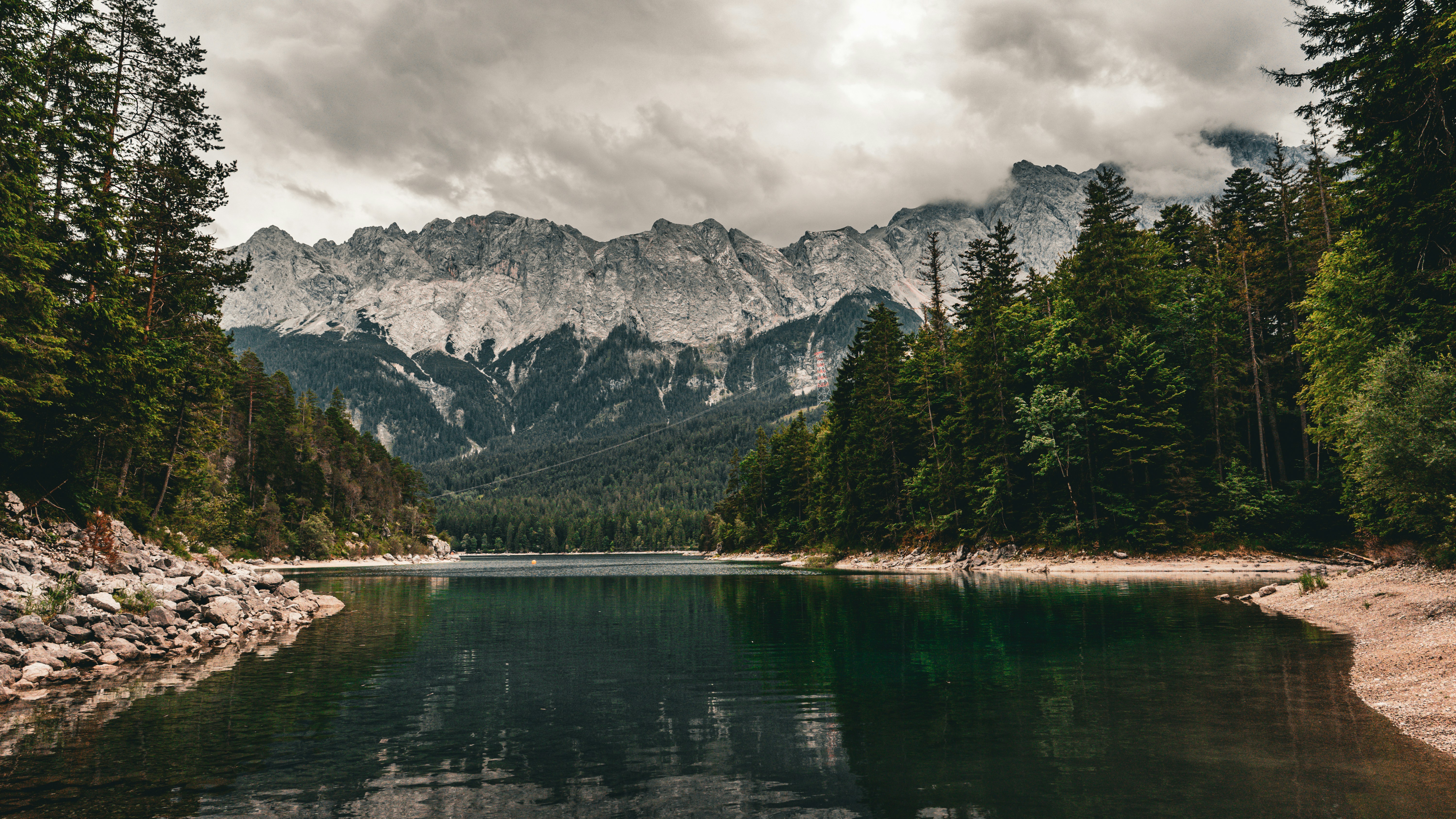 Photo by danielsiebert