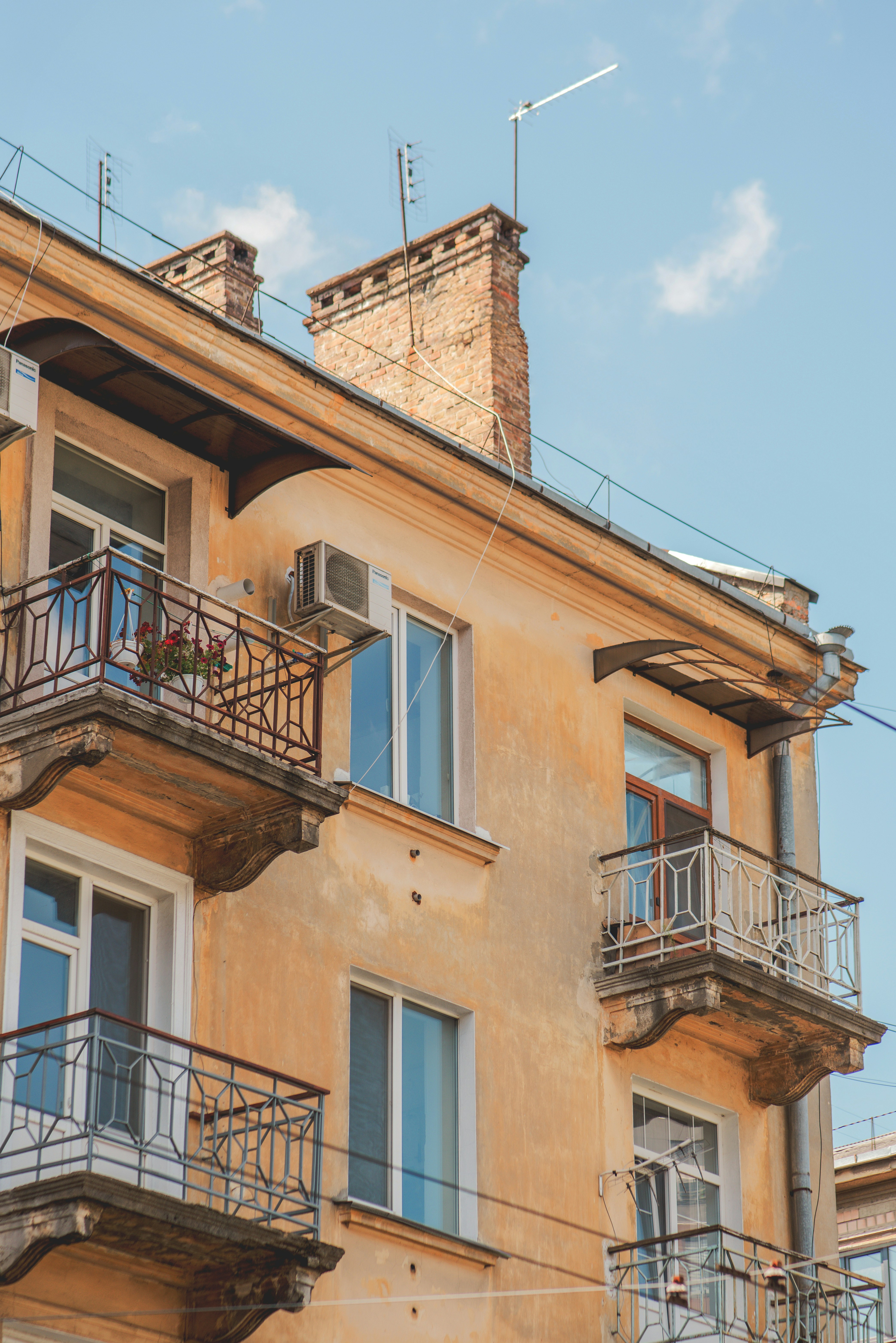 Photo by eugenivy_now