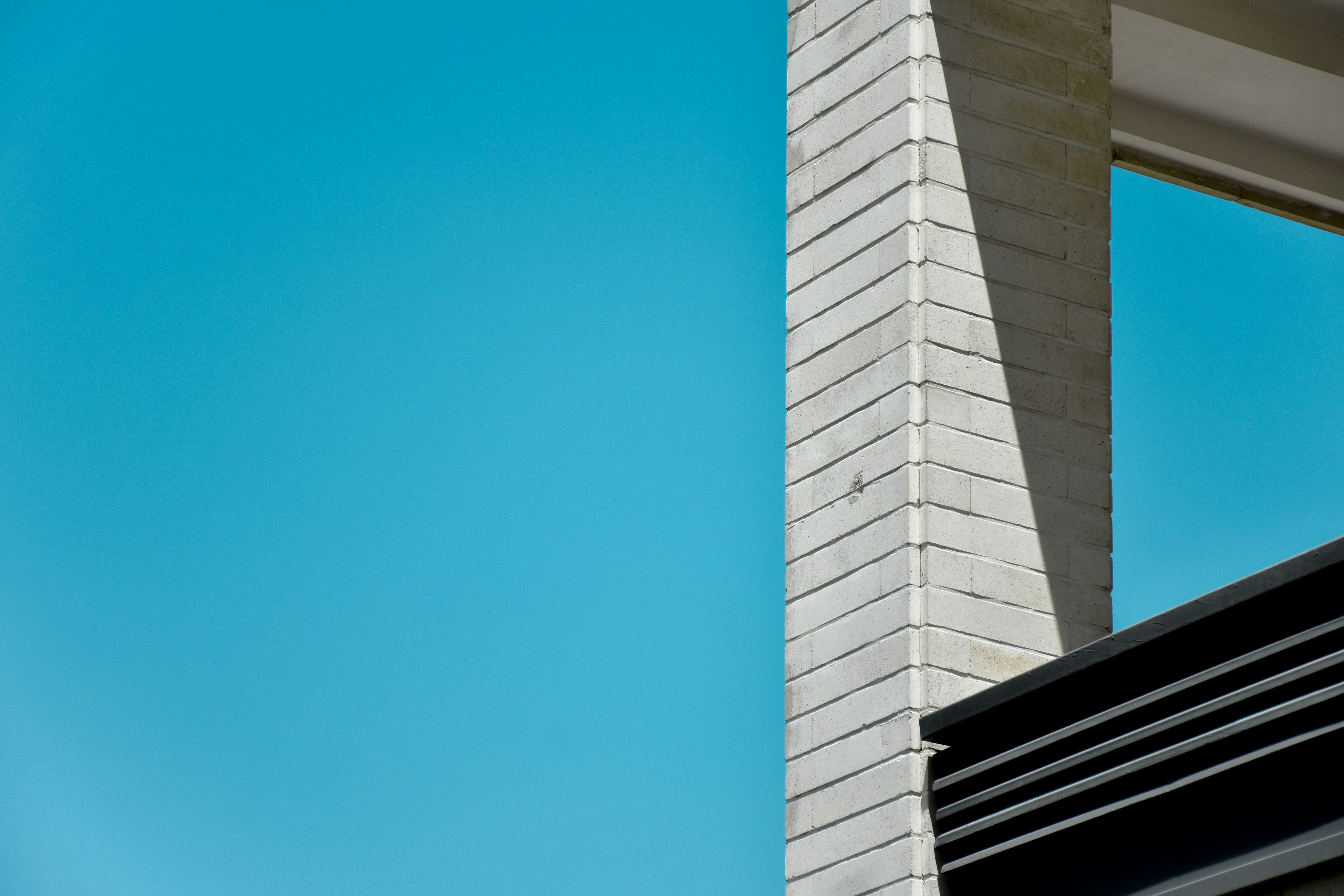 Photo by daaneshshamsaaei