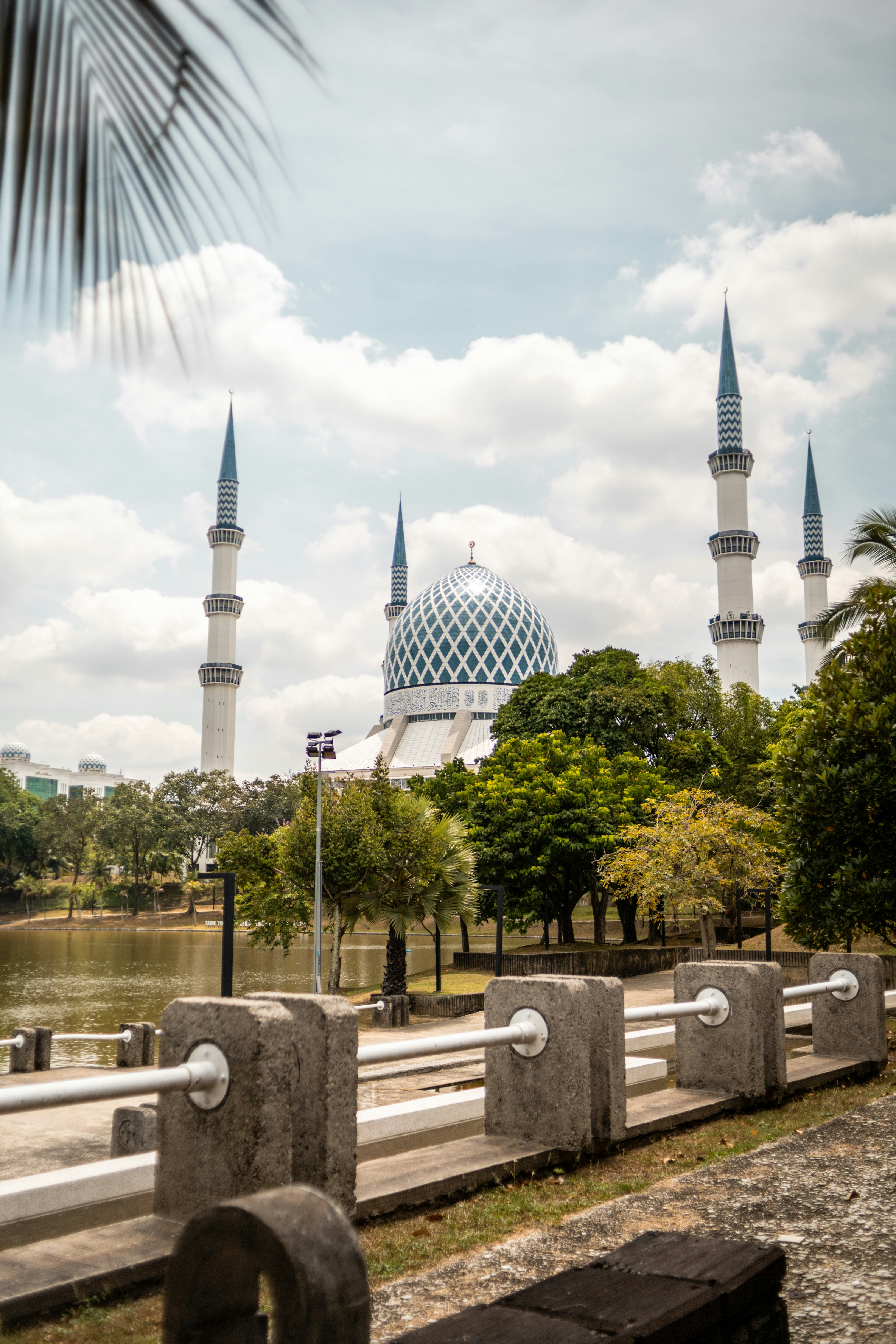 A beautiful mosque stands tall against the sky.