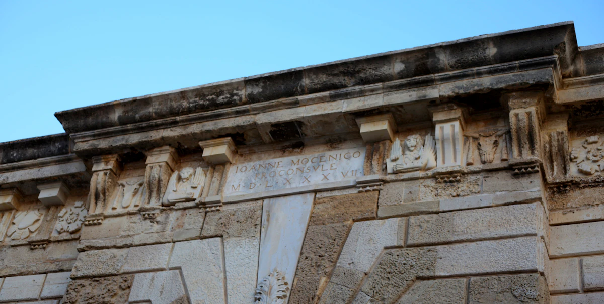Morosini Fountain: The Heart of Heraklion's Old Town