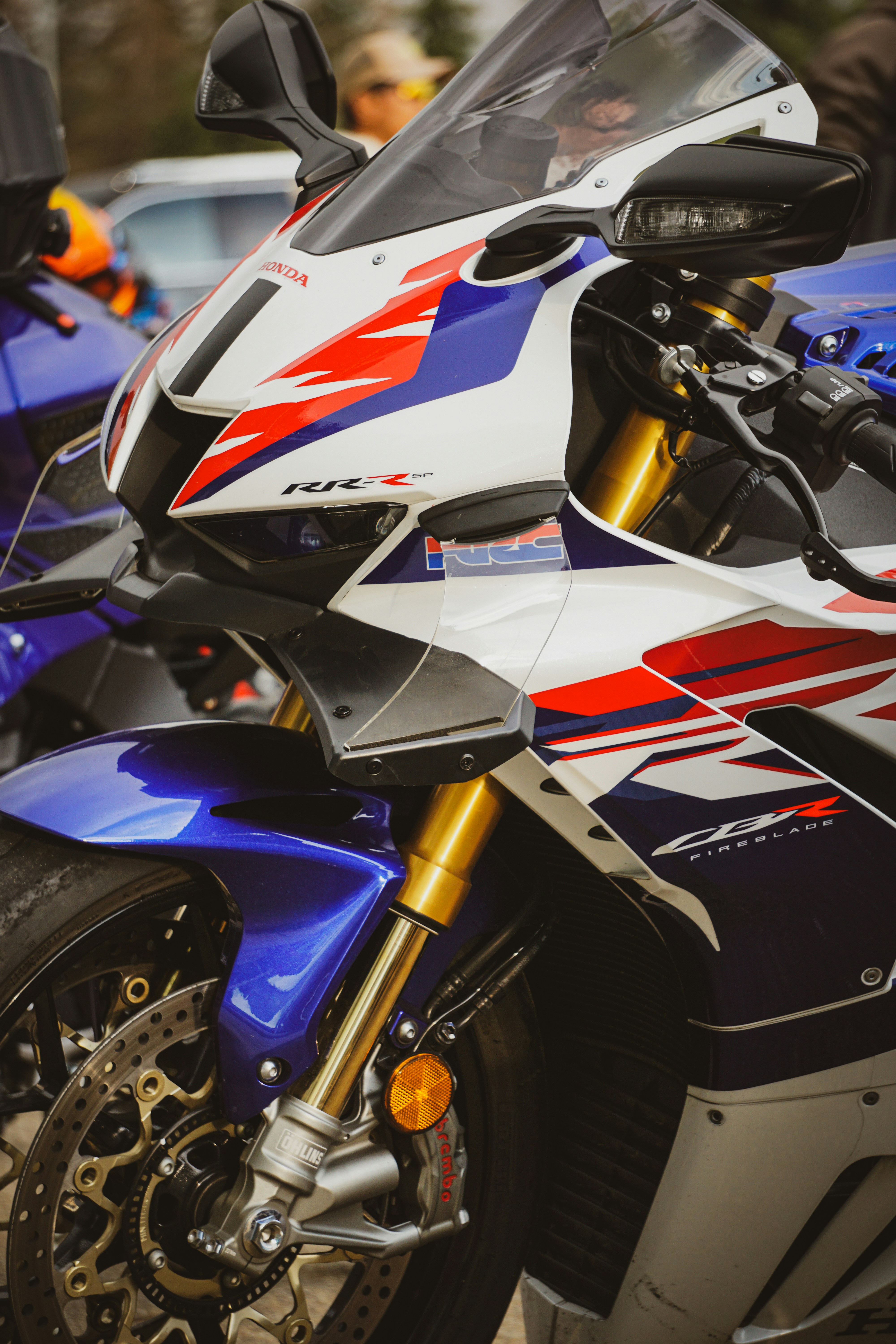 Photo by ronnzymoto