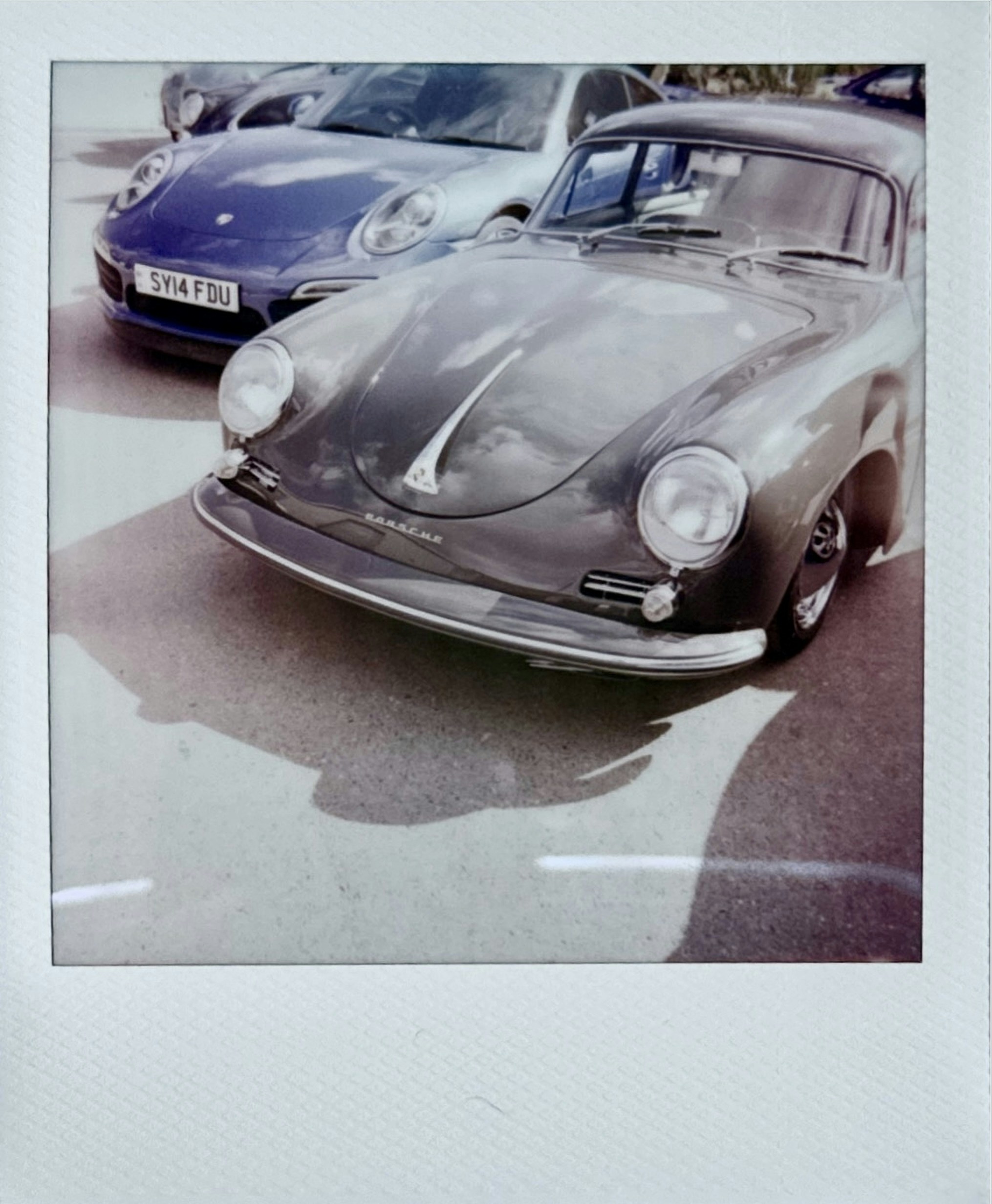 2025年にオンラインでAIの女子のエロマンガを生成する方法