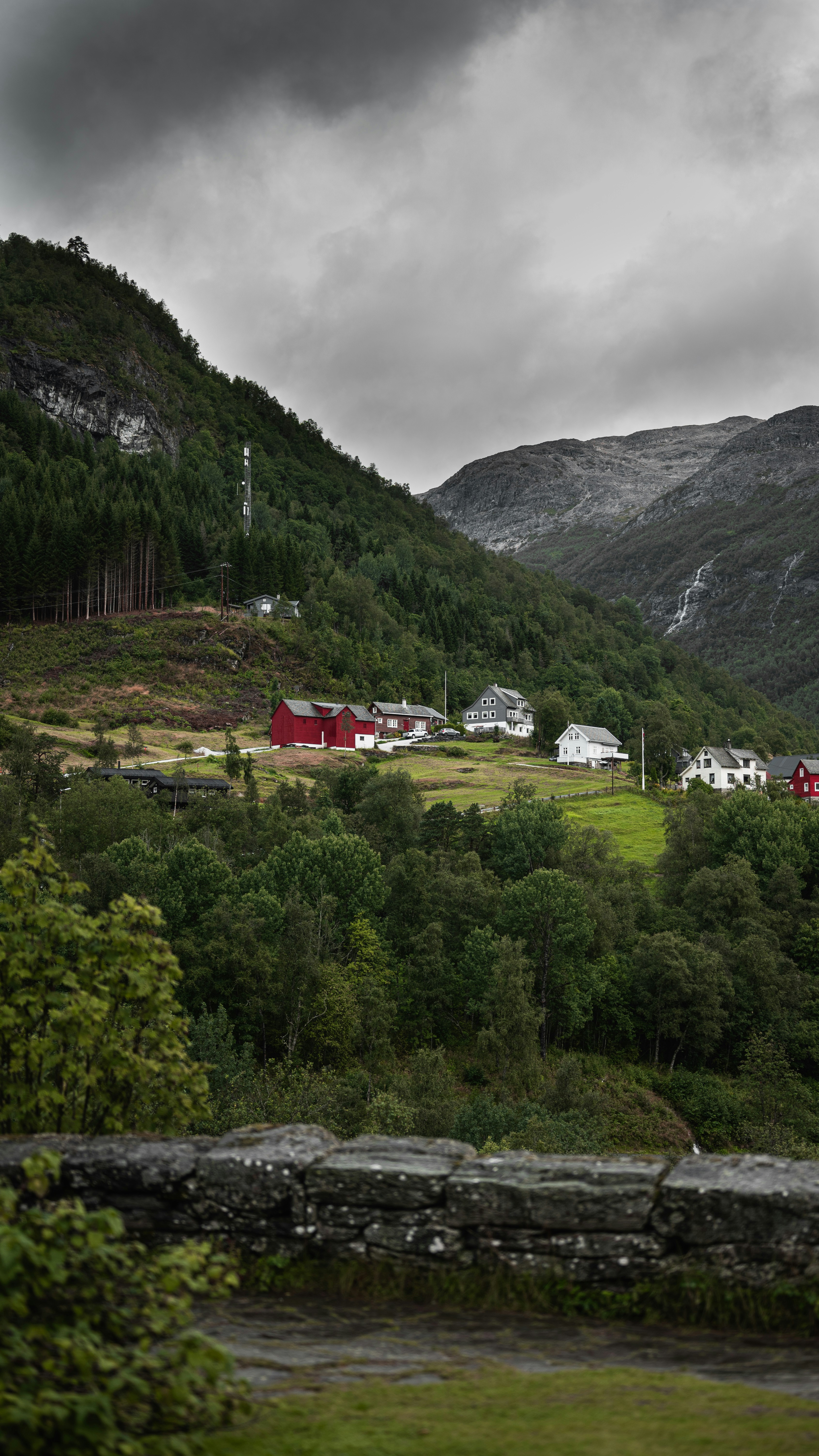 photo-1754858482182-3dbd8876af83?ixid=M3wxMjA3fDB8MXxzZWFyY2h8MTF8fGRpc3BlbnNhcmllcyUyMG5vcndheXxlbnwwfHx8fDE3NjQ2MTgwMjJ8MA\u0026ixlib=rb-4.1.0