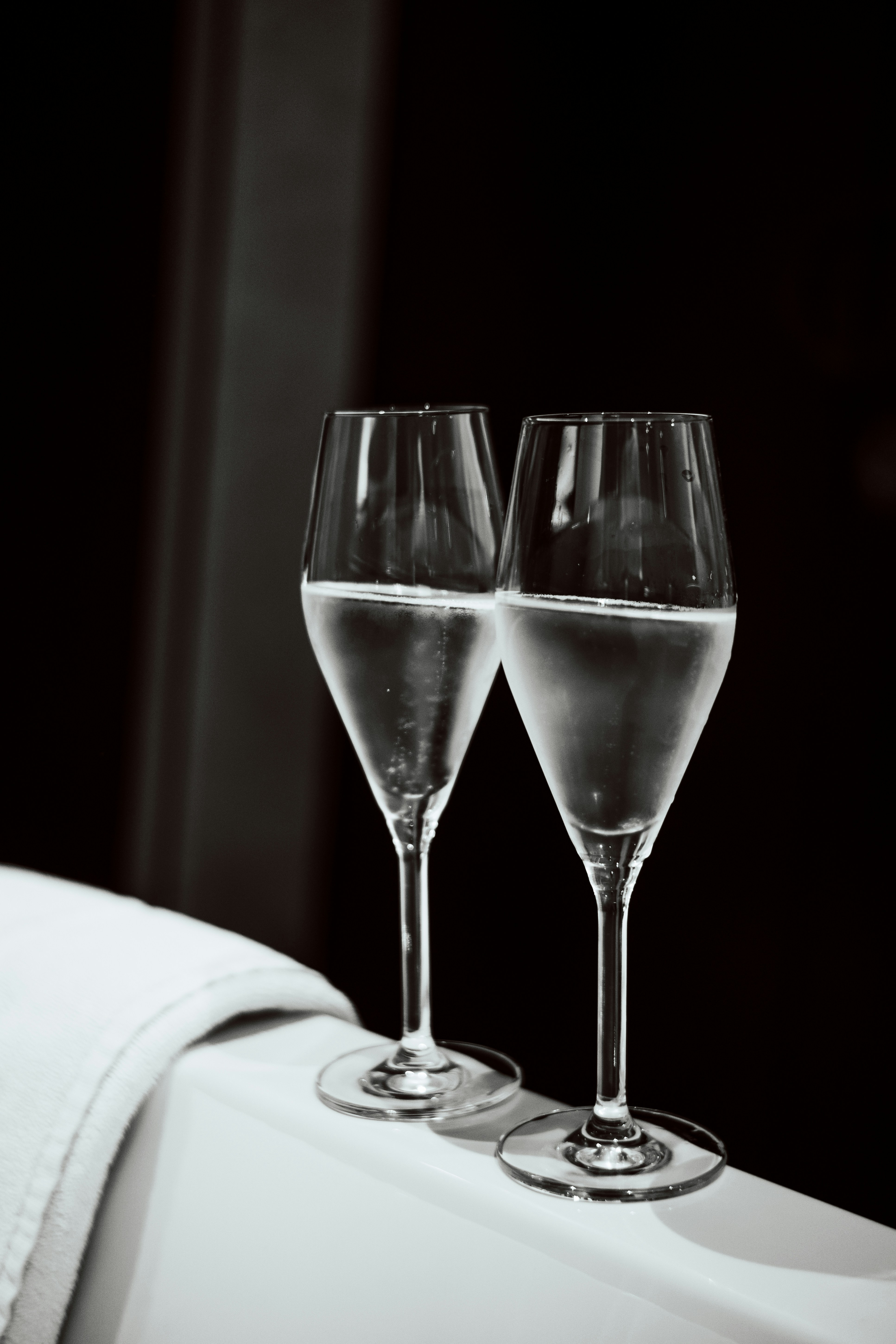 wedding film aesthetic, wallpaper, Digital vs. Film Wedding Photography: Which Suits You? 3