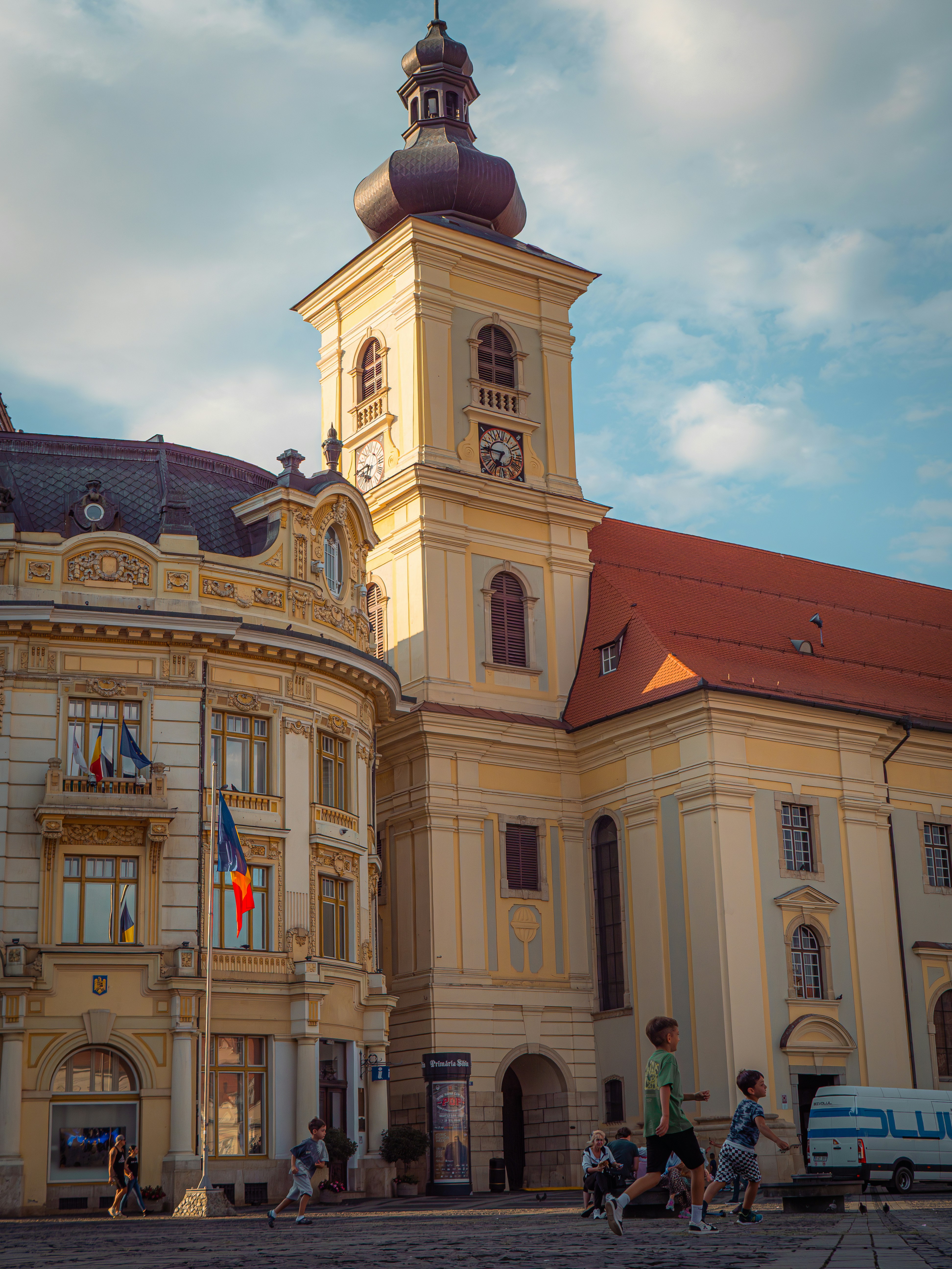 Photo by poli_graphy