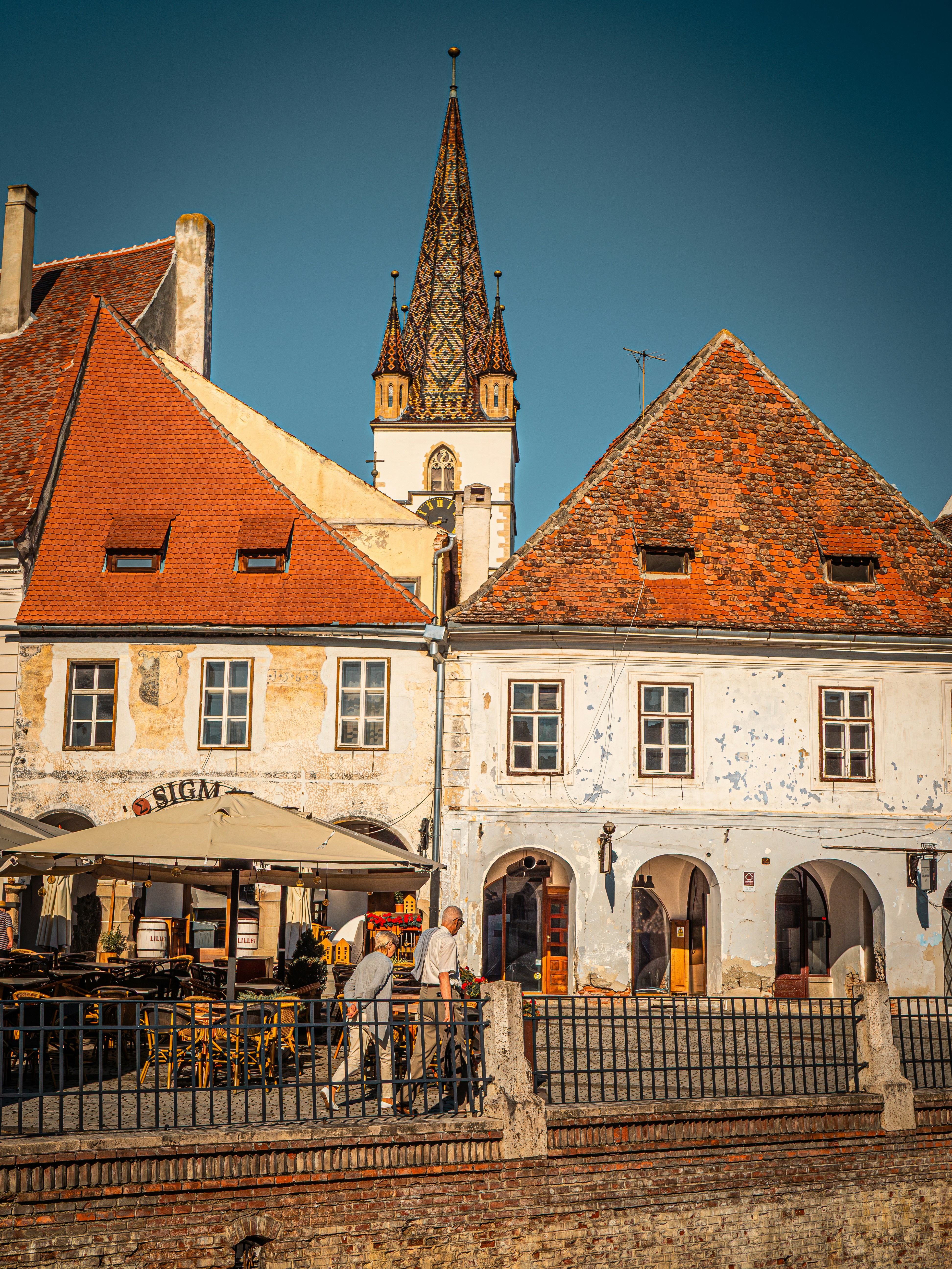 Photo by poli_graphy