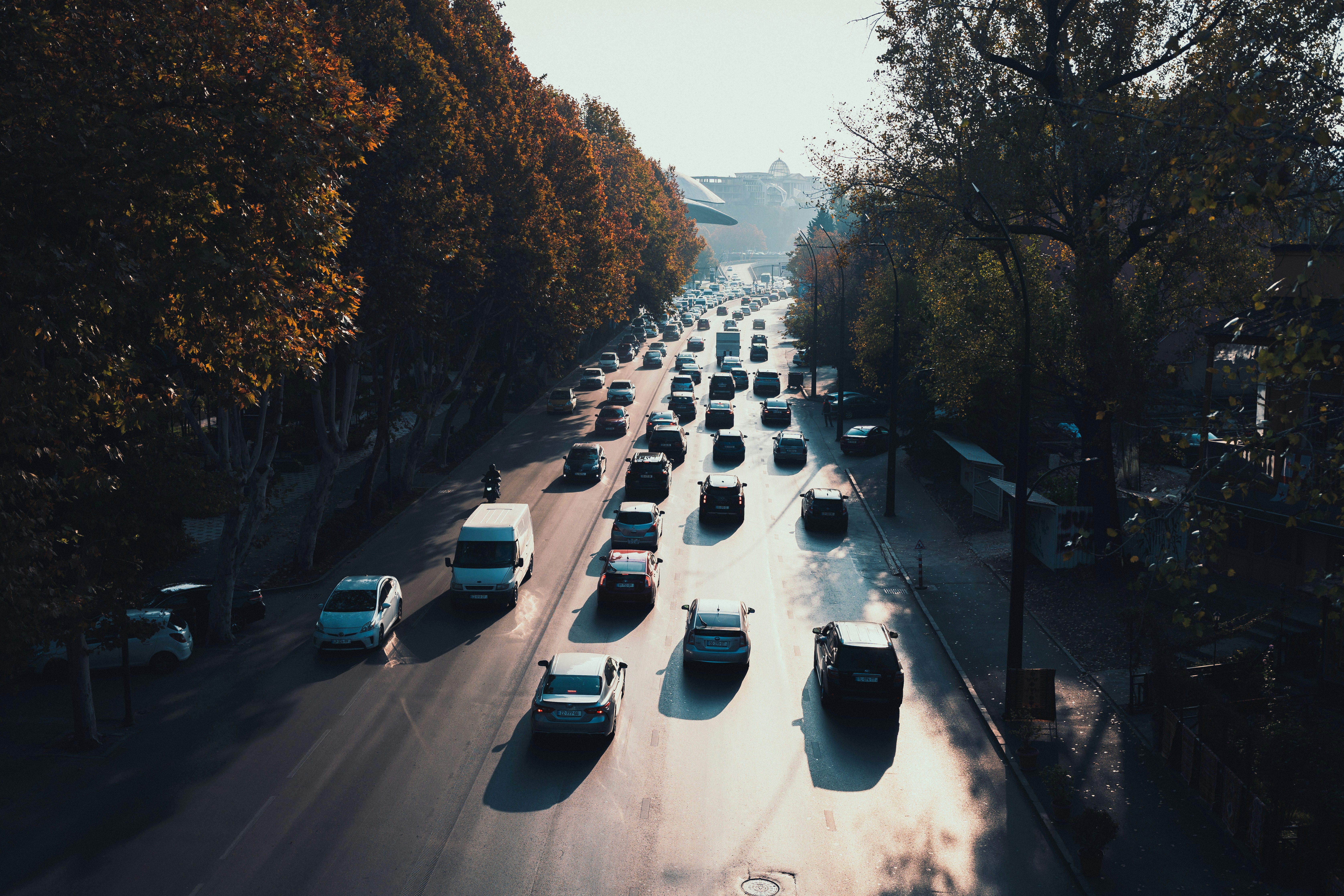 Electric Commuter Car Guide 2025: Best Choices, Costs & Tips