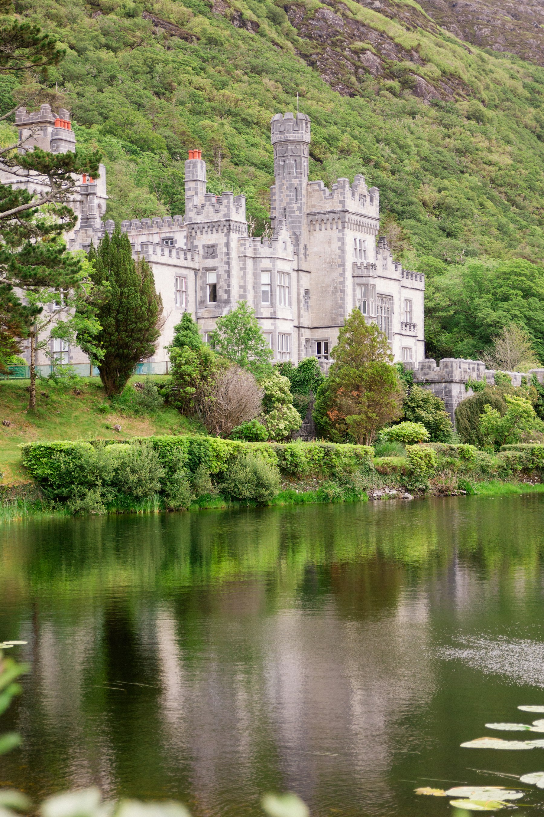 Ireland visa – Kylemore Abbey