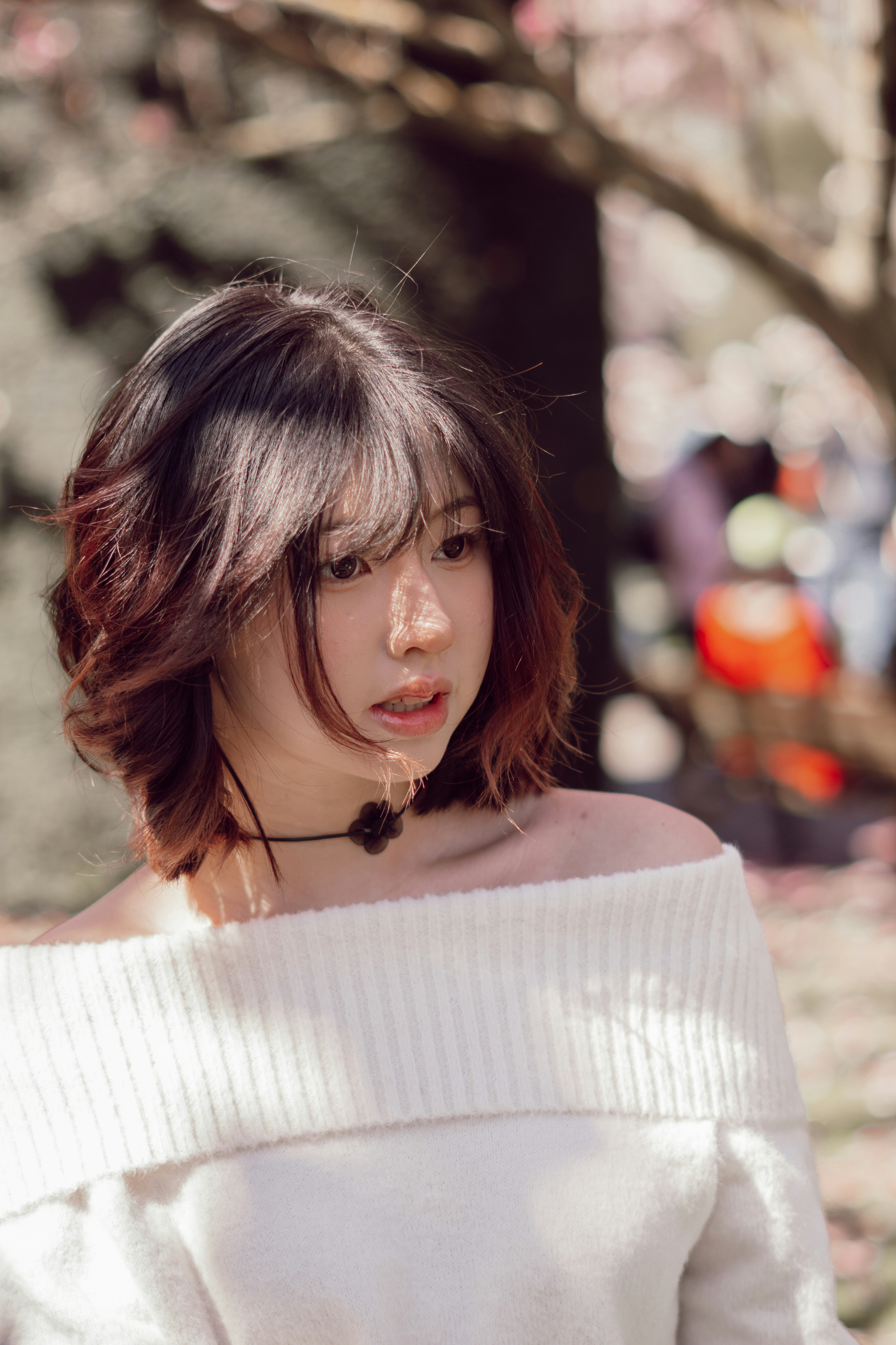 사쿠라 단발 스타일링 포인트: 곰손도 가능한 손질 편한 단발 레이어드 컷 연출법 이미지2