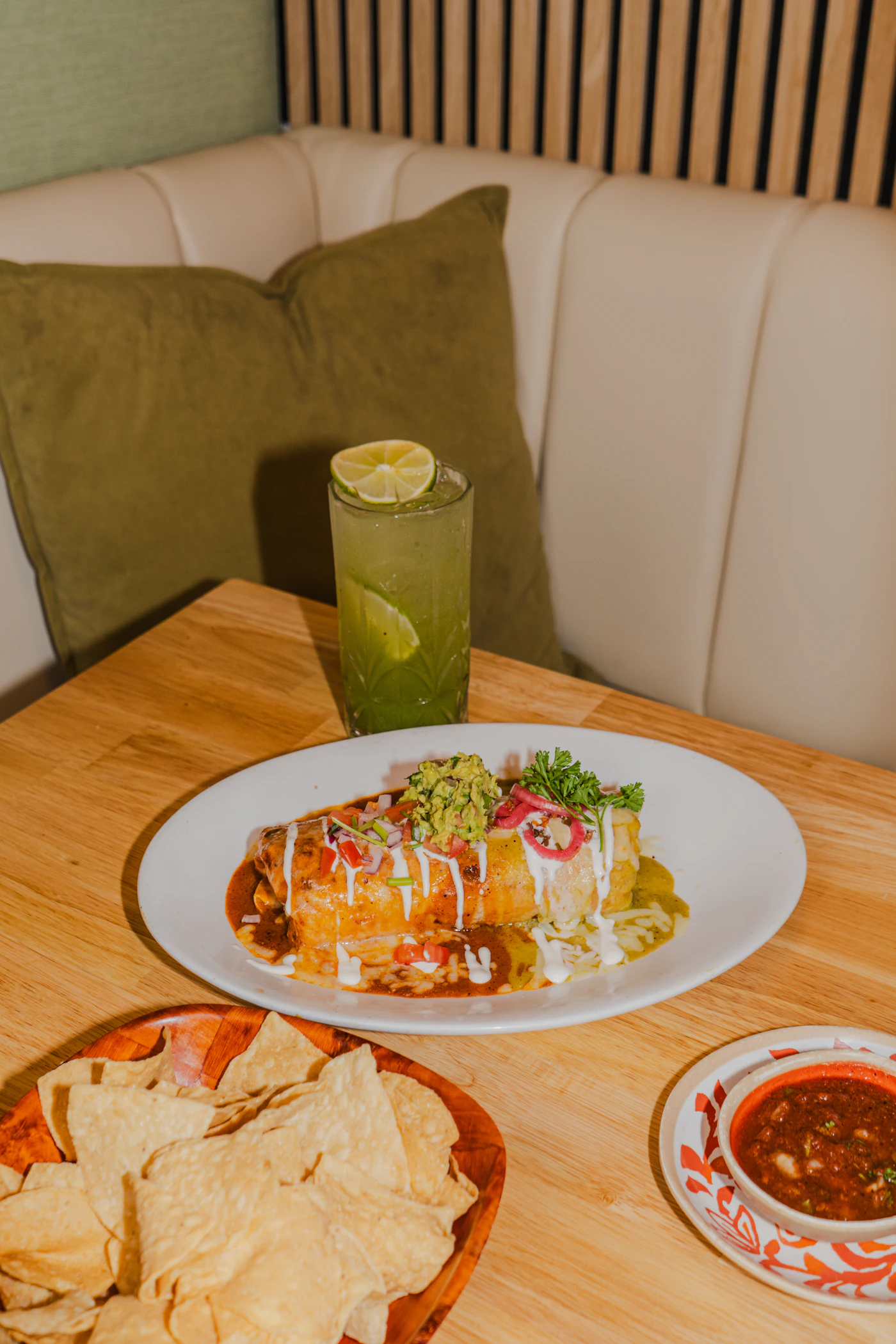 Enchiladas med svarta bönor &amp;amp;amp; rostad paprika