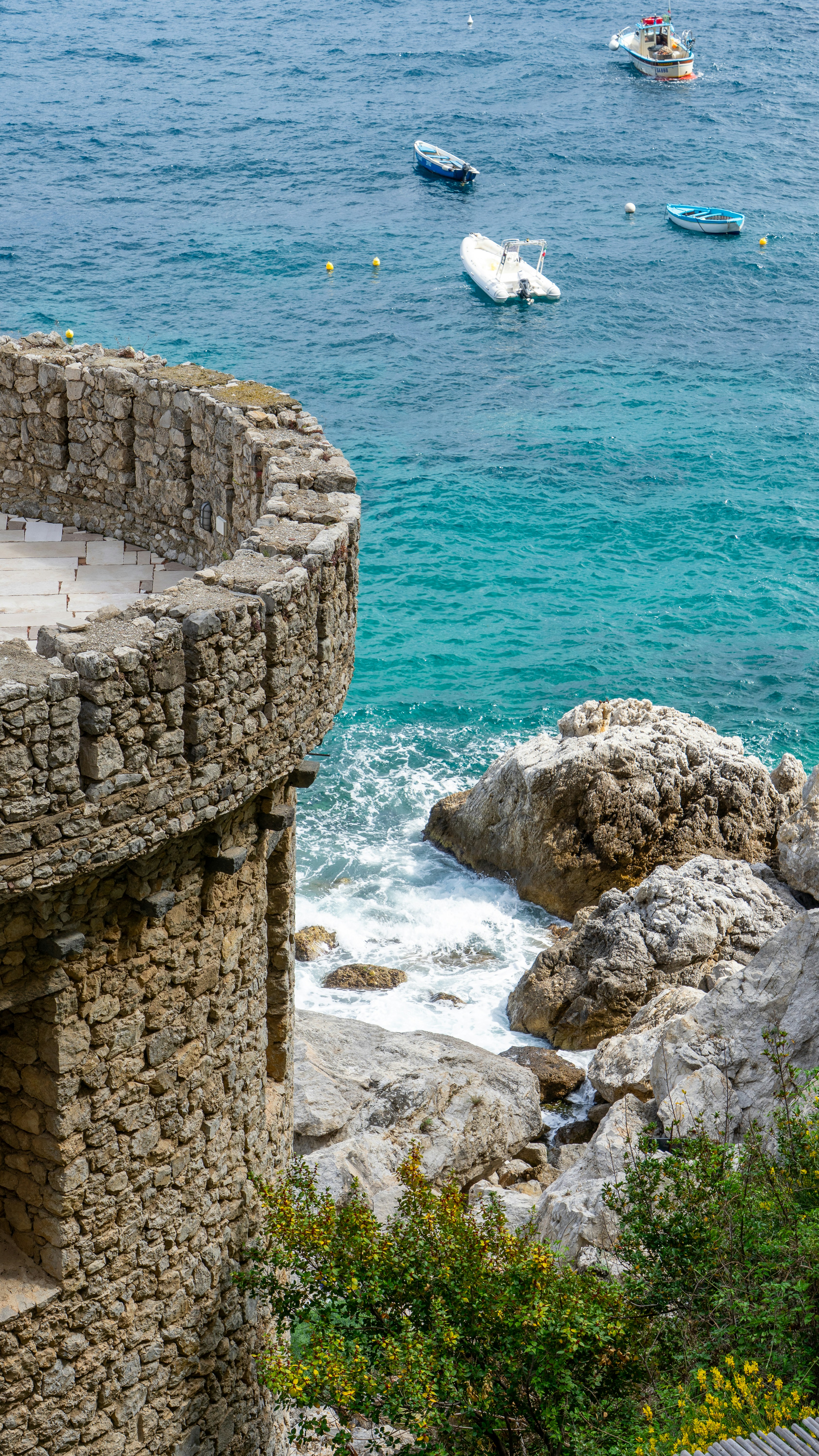 Photo by antoniocangianiello