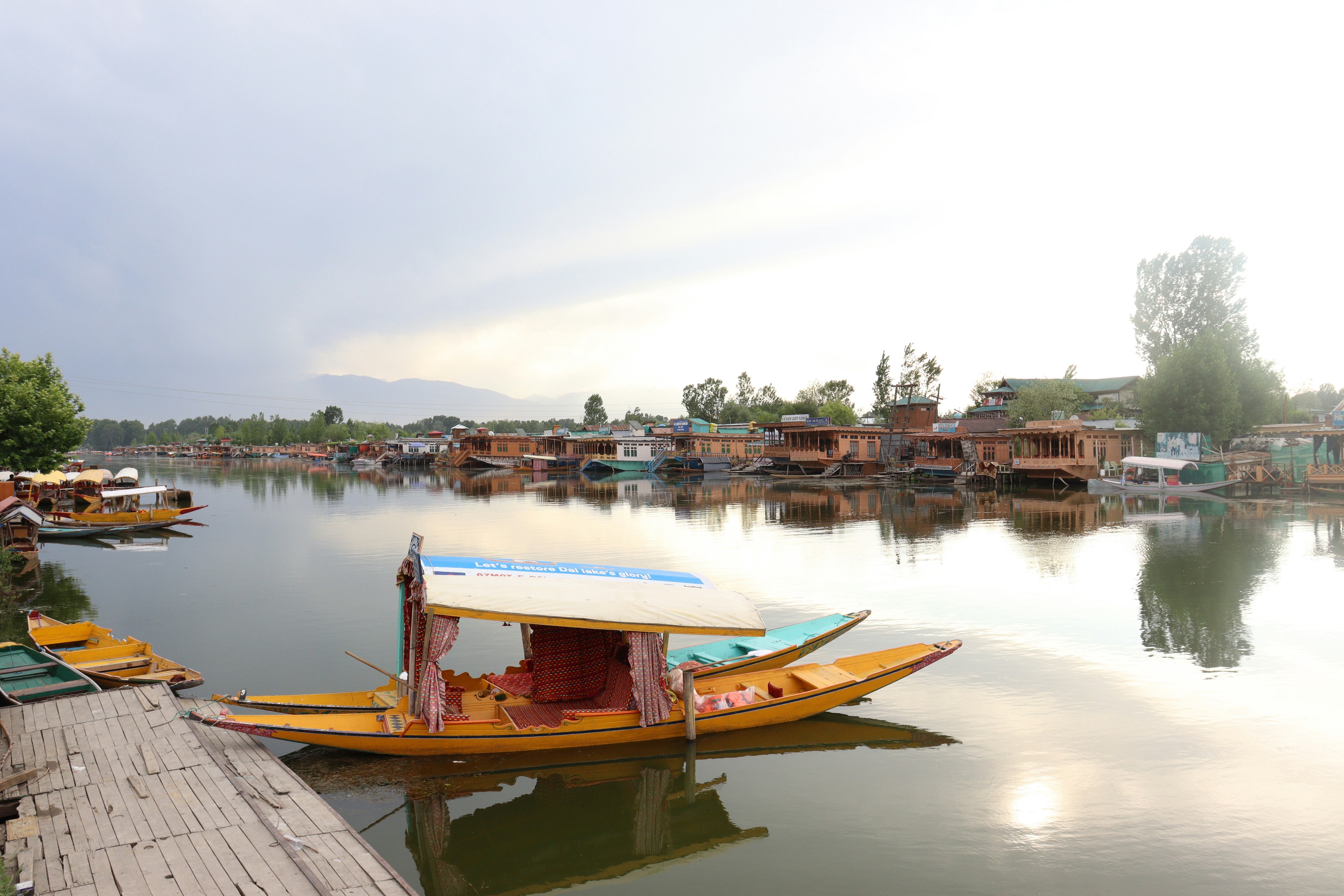 Muazam Mohi ud din (@muazammalik) | Komunitas Foto Unsplash