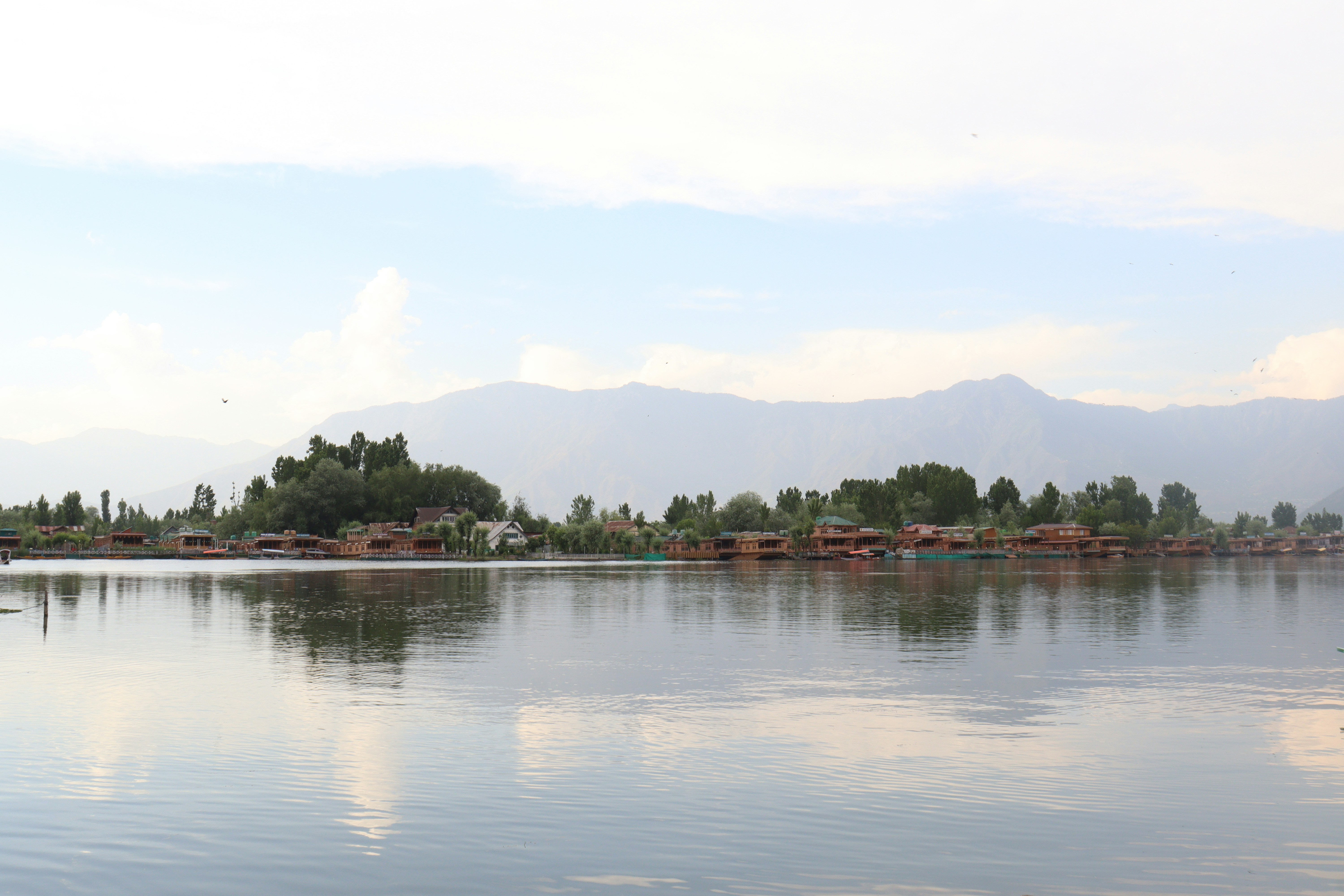 Muazam Mohi ud din (@muazammalik) | Komunitas Foto Unsplash