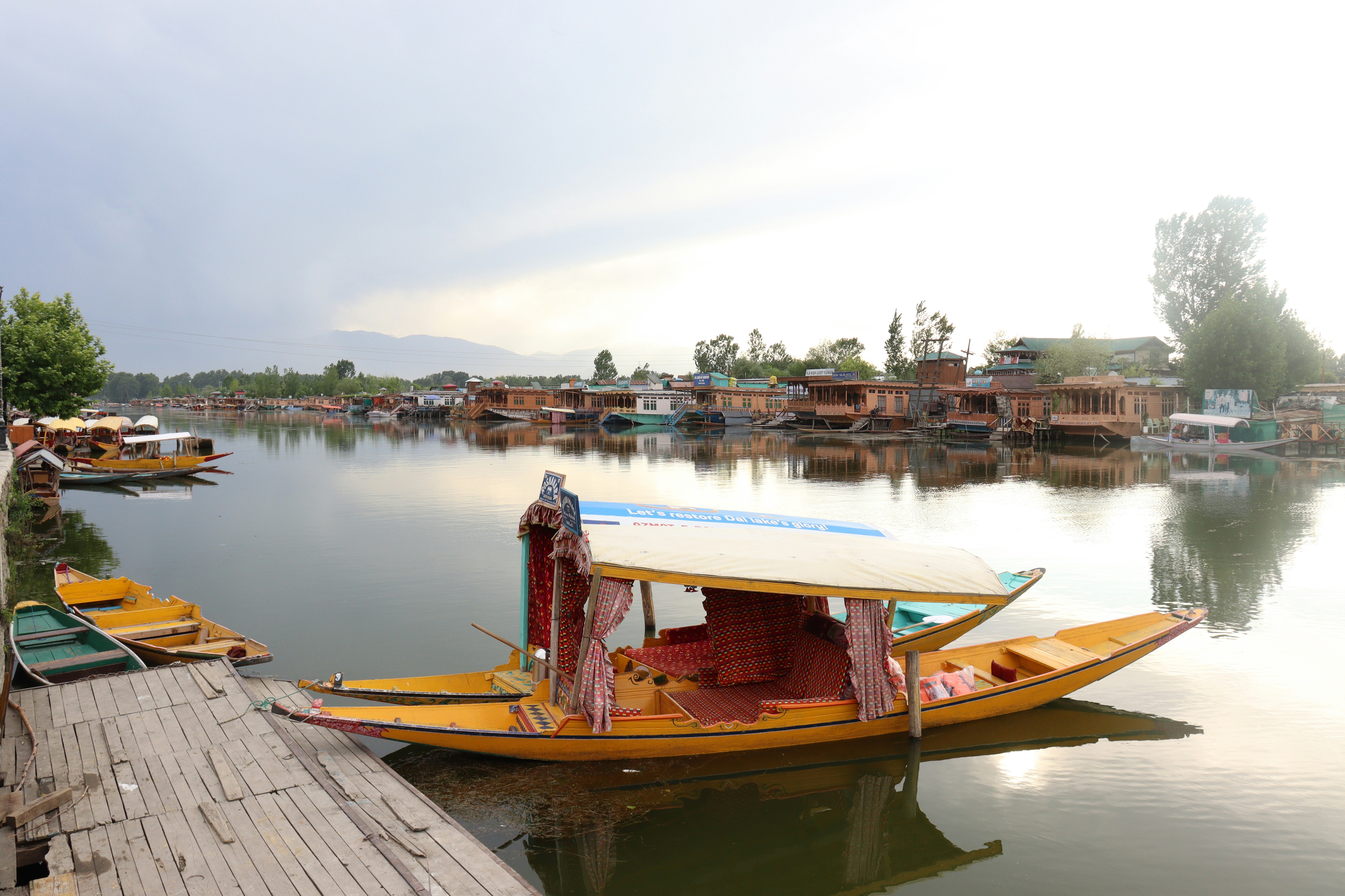 Muazam Mohi ud din (@muazammalik) | Komunitas Foto Unsplash