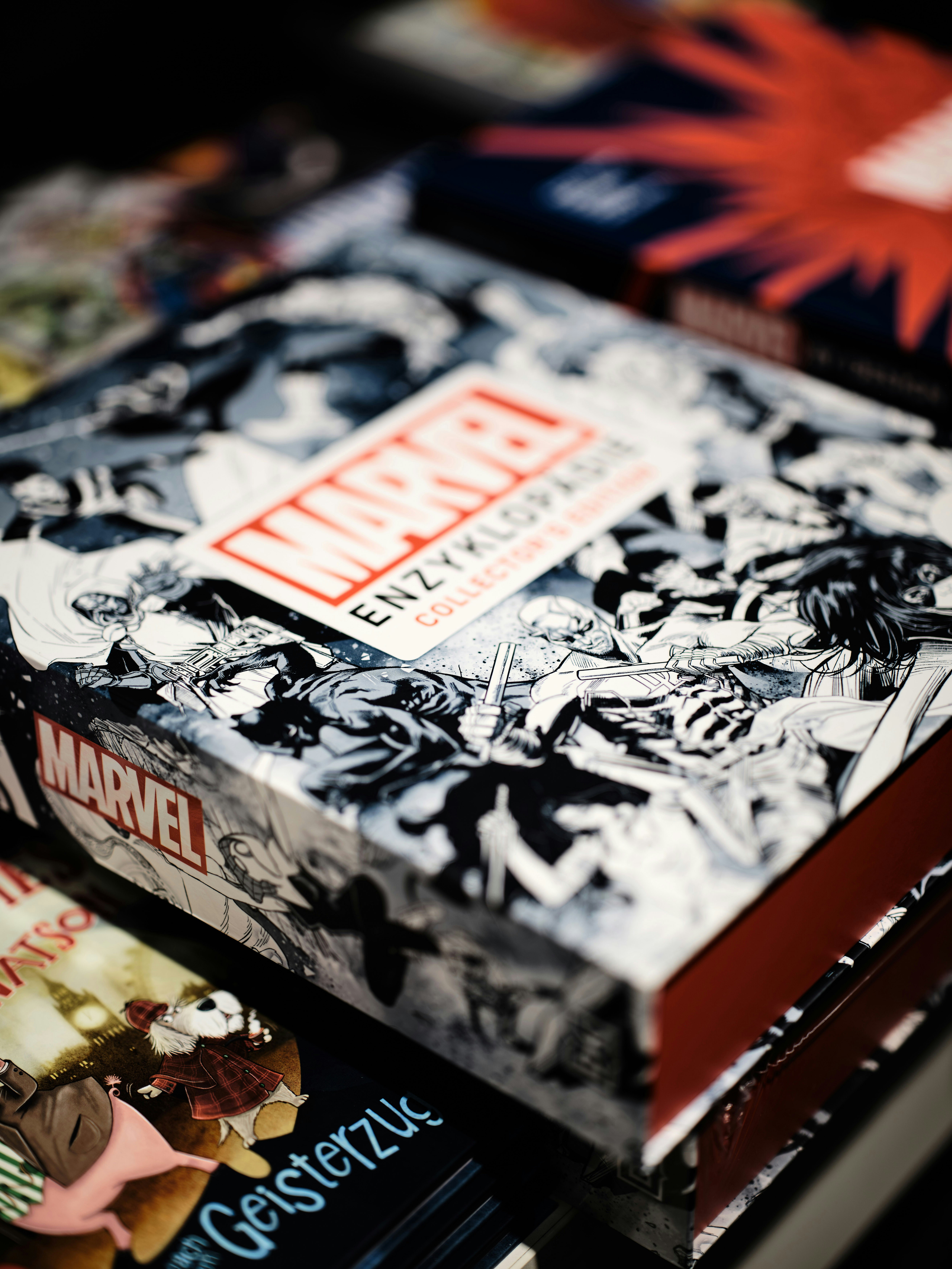 Marvel encyclopedia collector's edition box set
