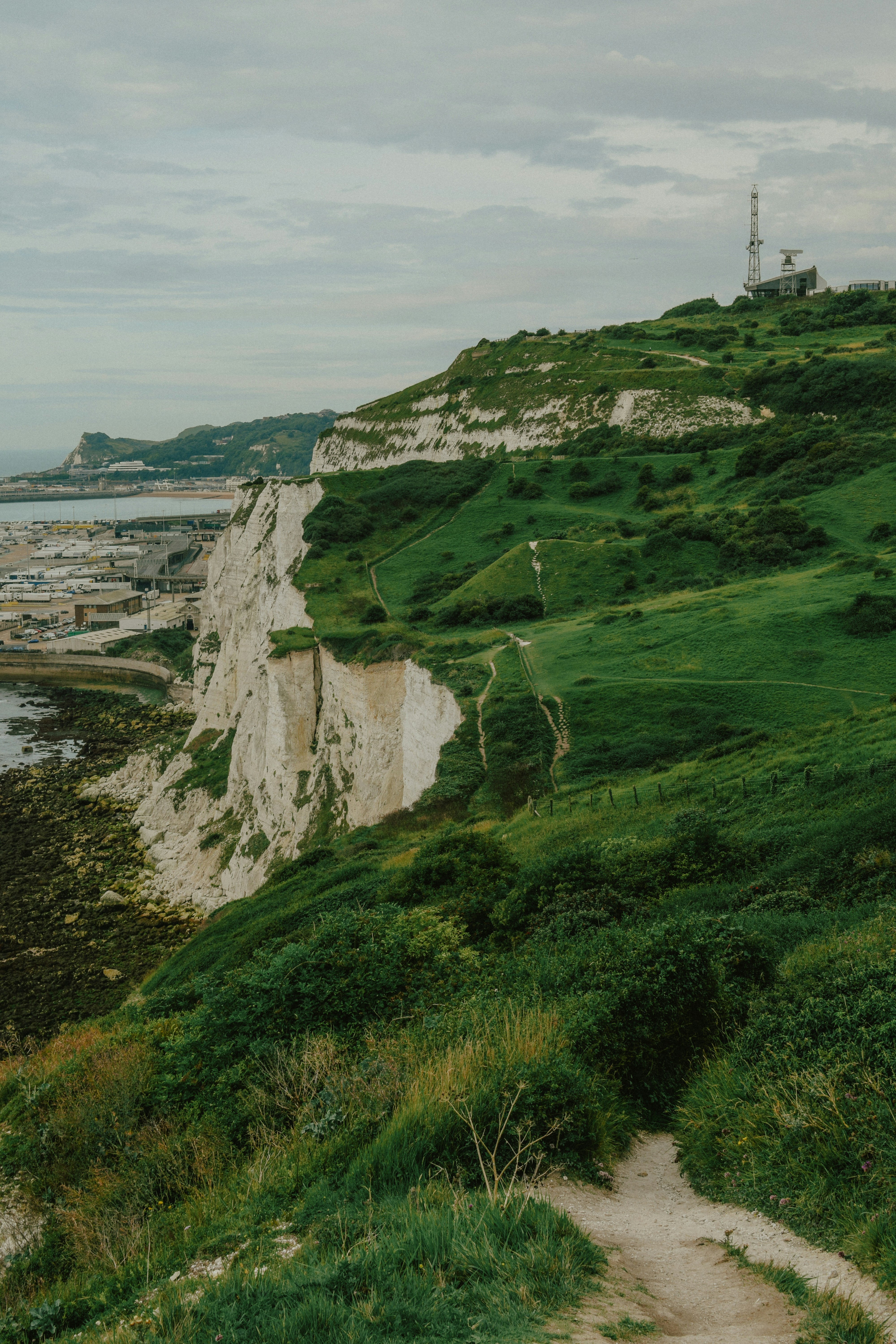 Photo by mohnishlandge