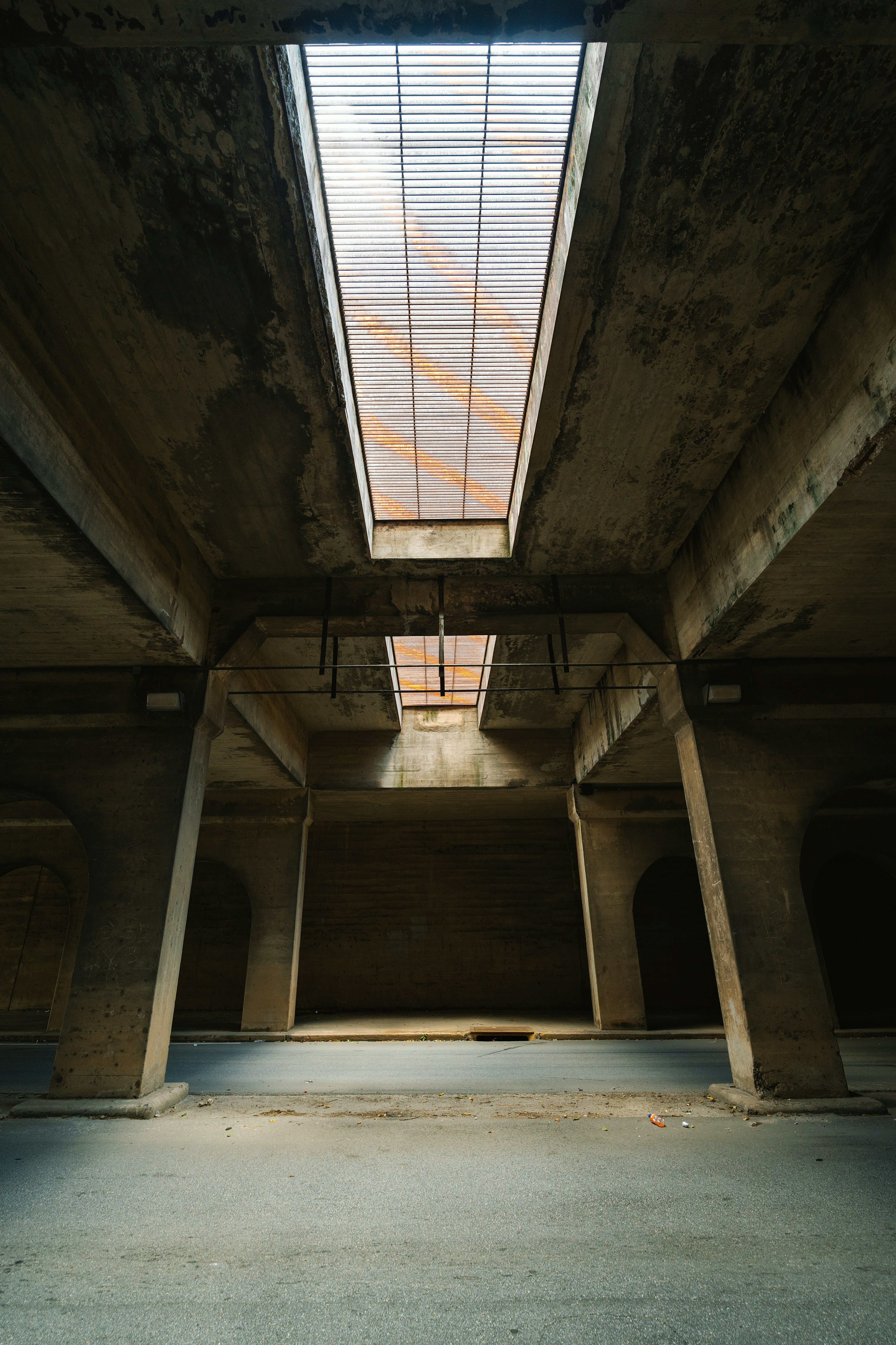 Concrete structure with skylights and support columns