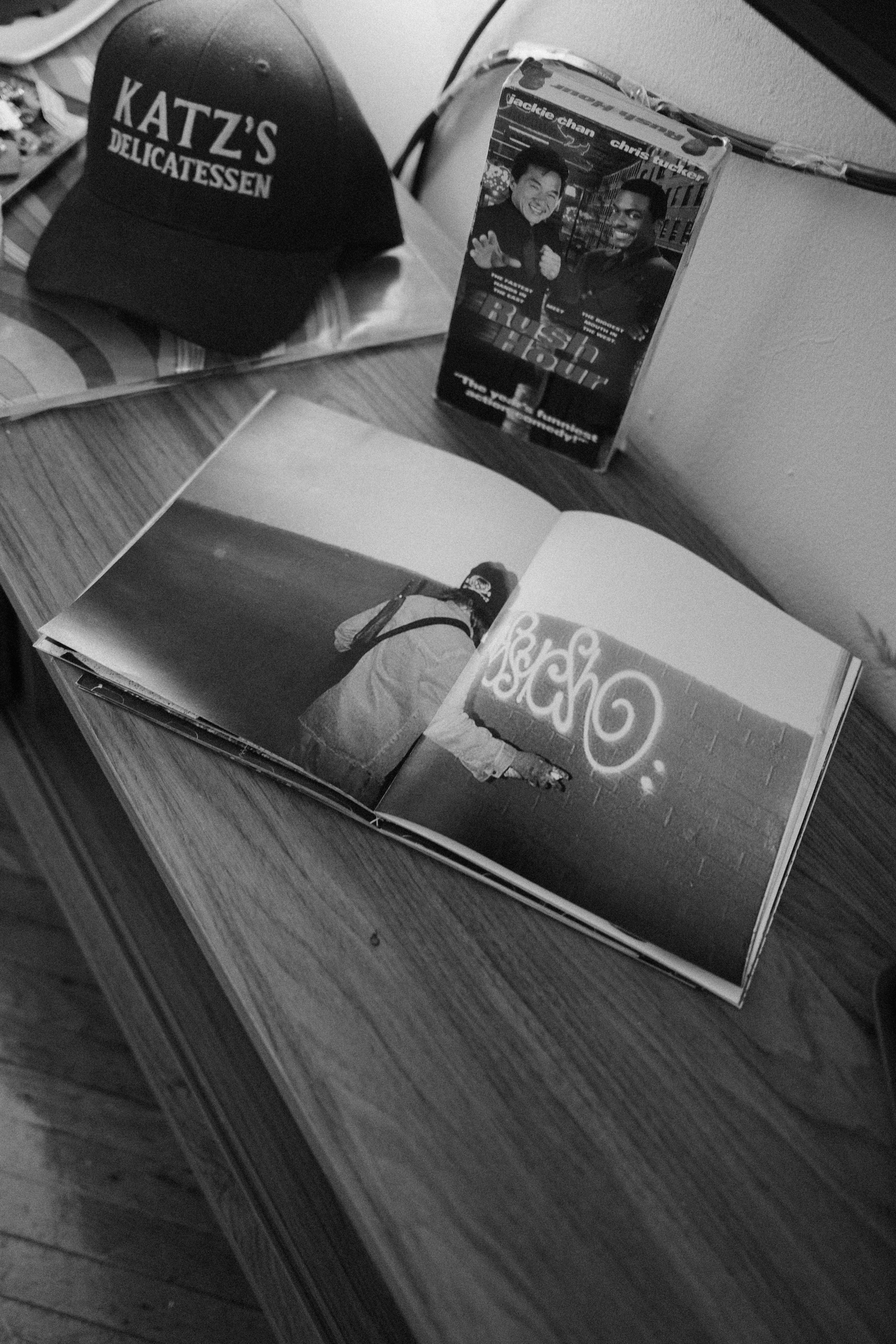 photo-1755389377823-cb25b1bf8b5c?ixid=M3wxMjA3fDB8MXxzZWFyY2h8Mnx8bTk4LnBhZ2VzLmRldnxlbnwwfHx8fDE3NjI0ODEzMzZ8MA\u0026ixlib=rb-4.1.0