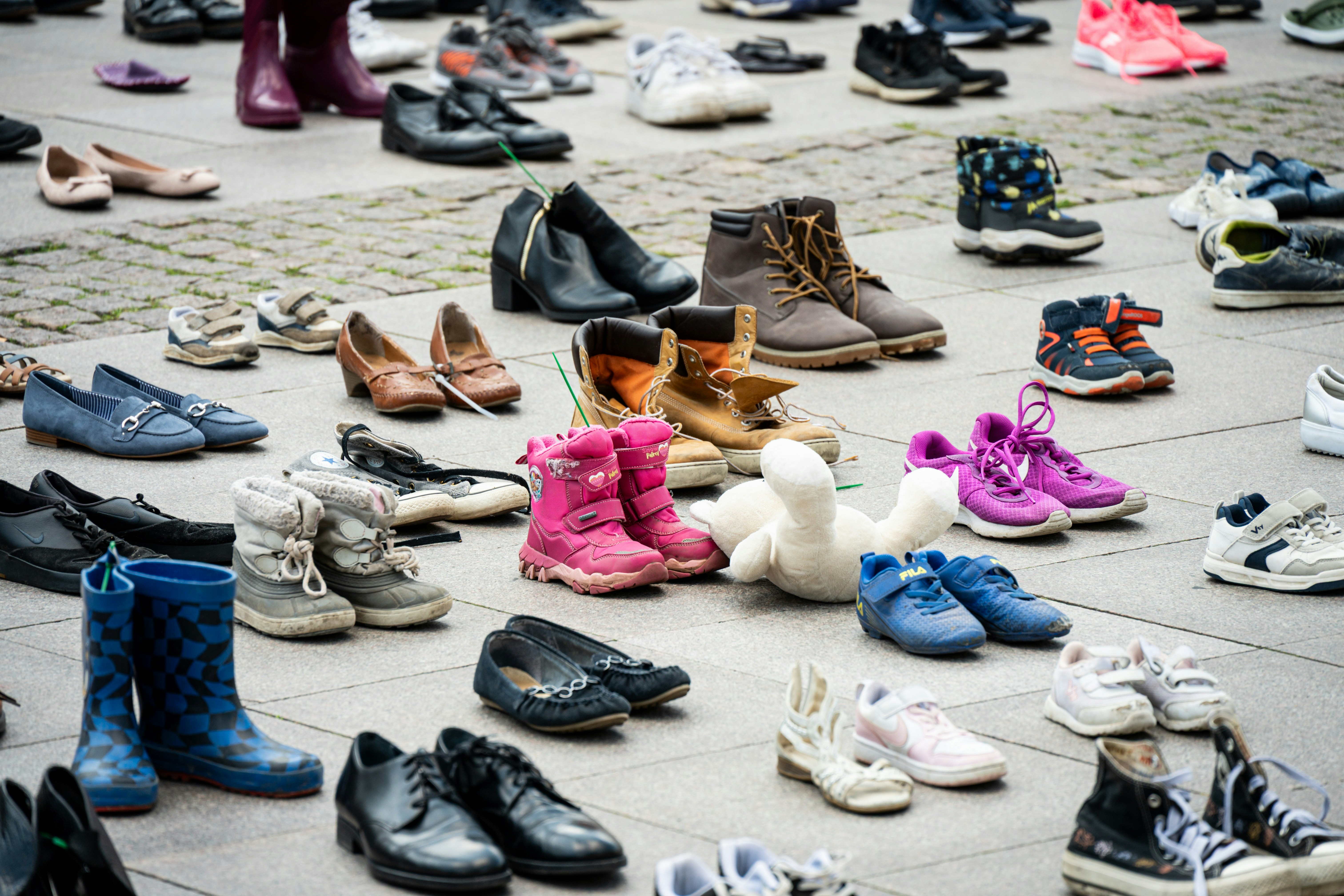 9 Shoe Care Tips to Prevent Shoe Deformation During Storage