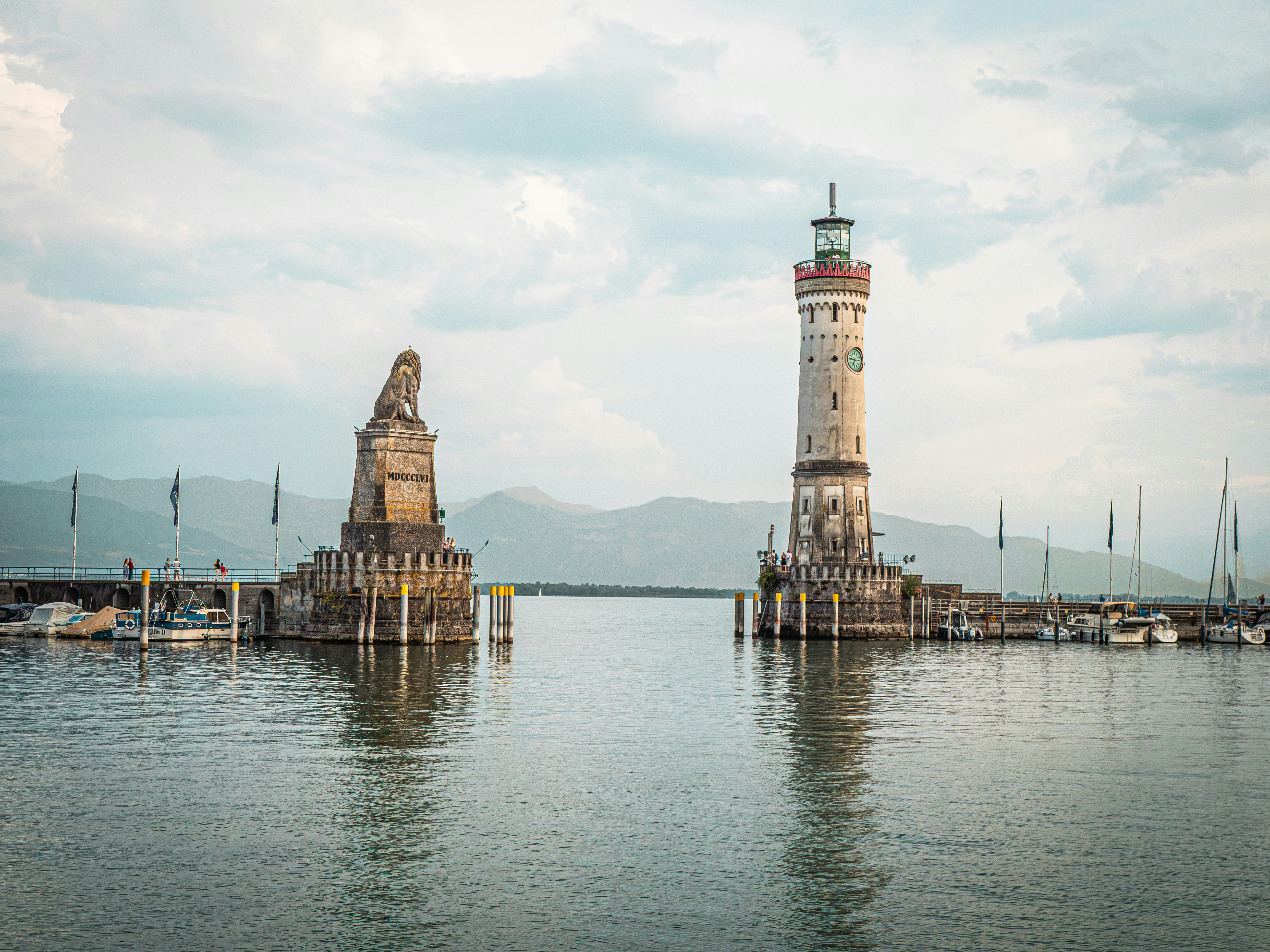 Photo by poli_graphy