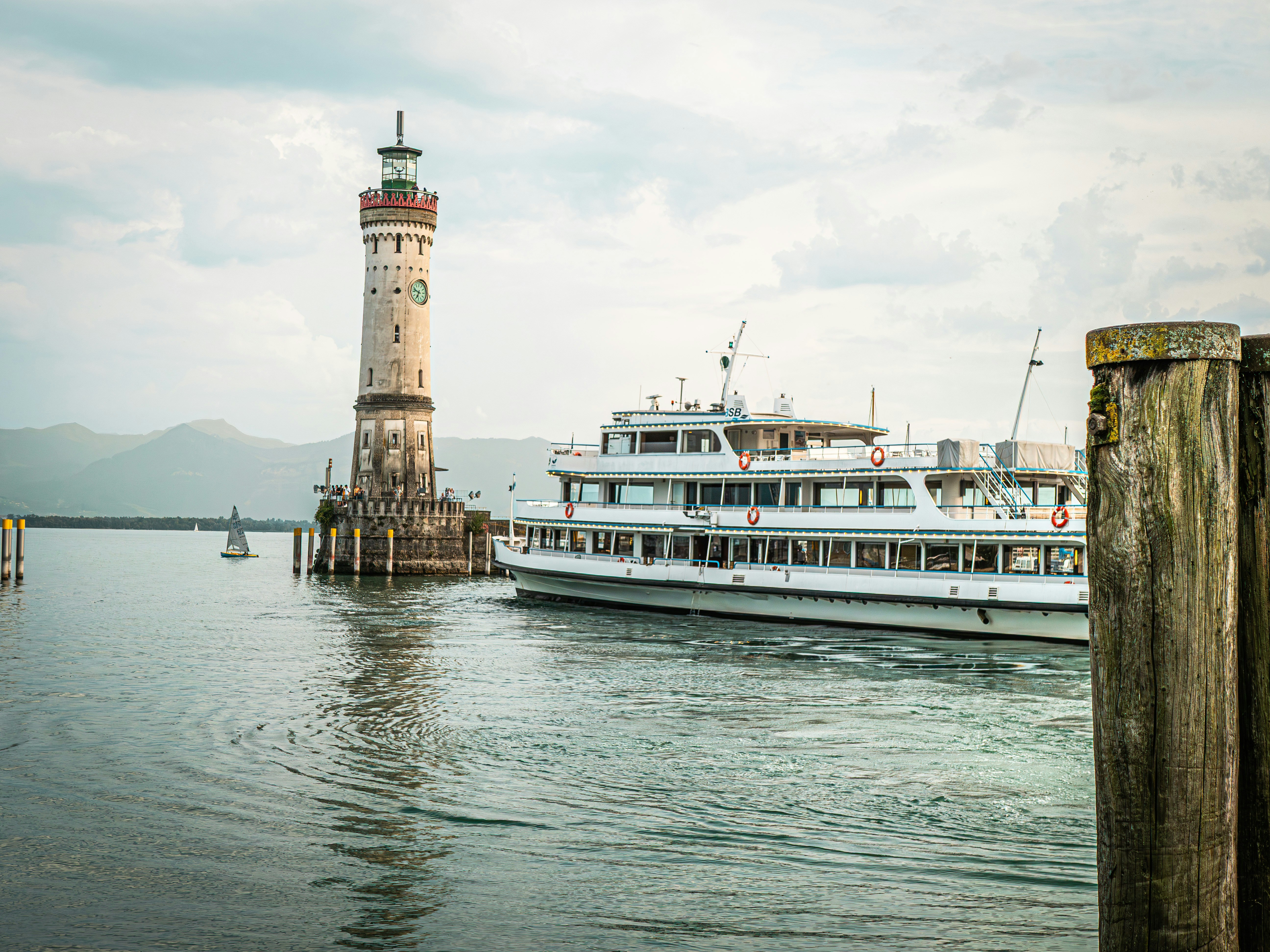 Photo by poli_graphy