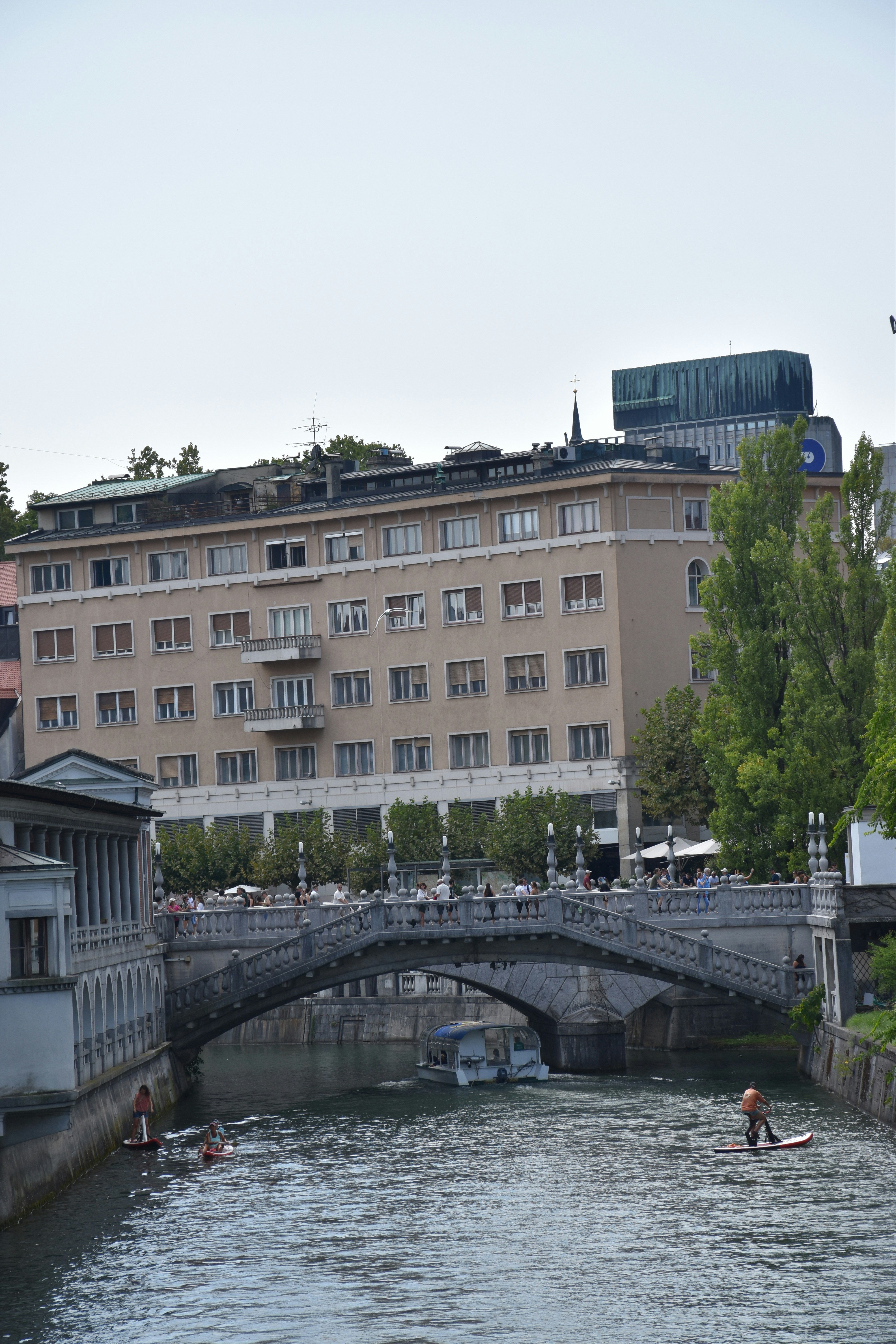 photo-1755445051648-837f032e2bef?ixid=M3wxMjA3fDB8MXxzZWFyY2h8M3x8dHJpZ2dlcnB1bmt0dGhlcmFwaWUlMjBpbiUyMGJhc2VsJTIwc3RhZHR8ZW58MHx8fHwxNzYxMzMyMzE1fDA\u0026ixlib=rb-4.1.0