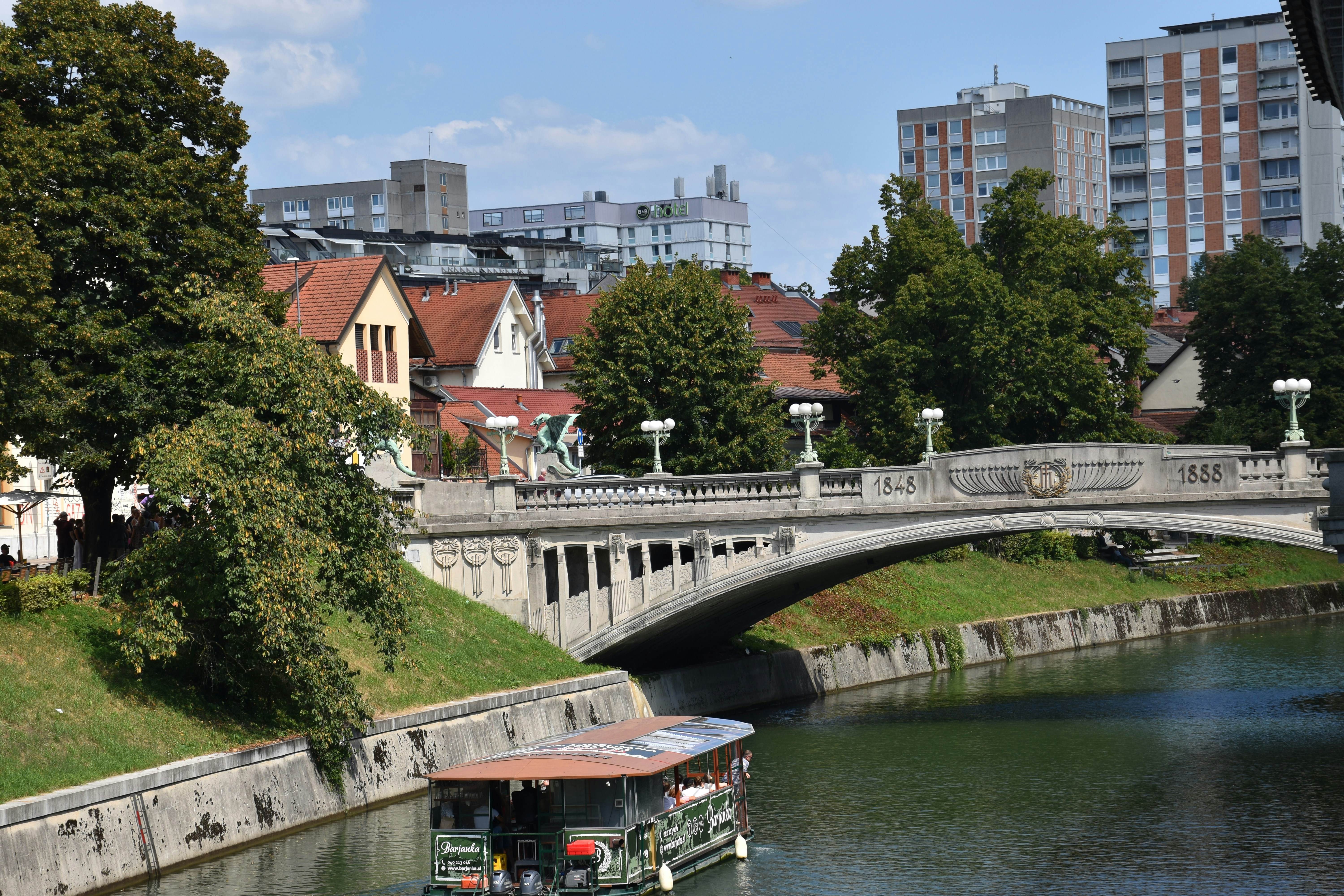 Photo by feketenimrod