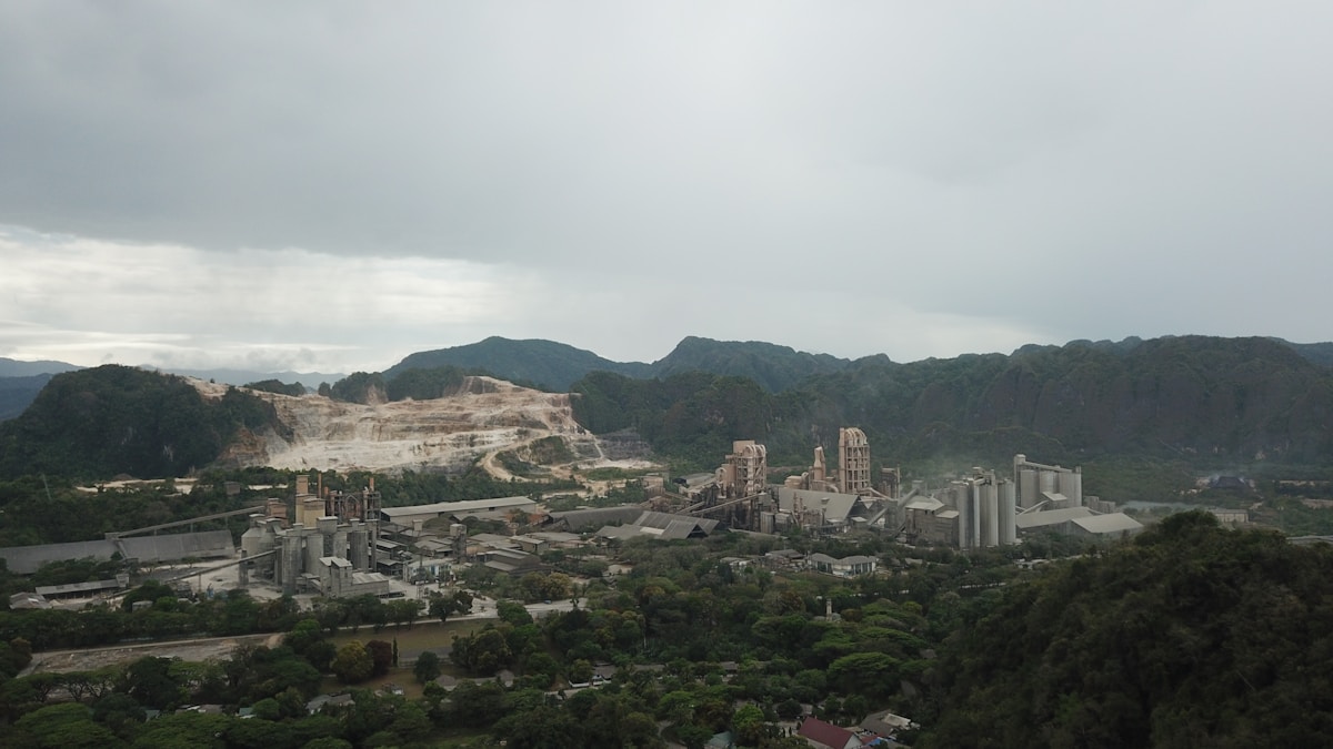 medtech related image for: Bloomberg: Zijin Gold IPO Faces Delay Amid Typhoon
