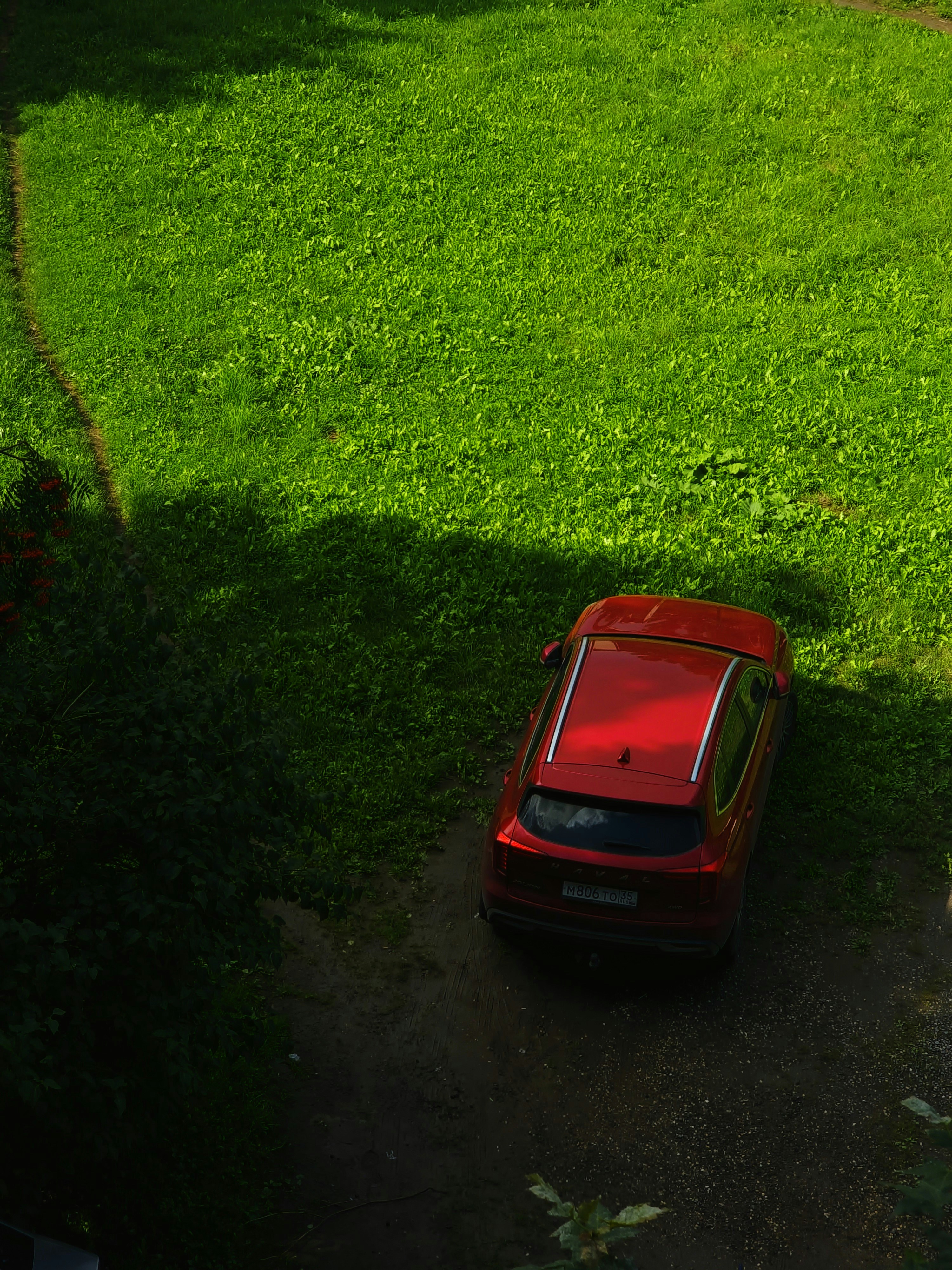 Photo by denmirov