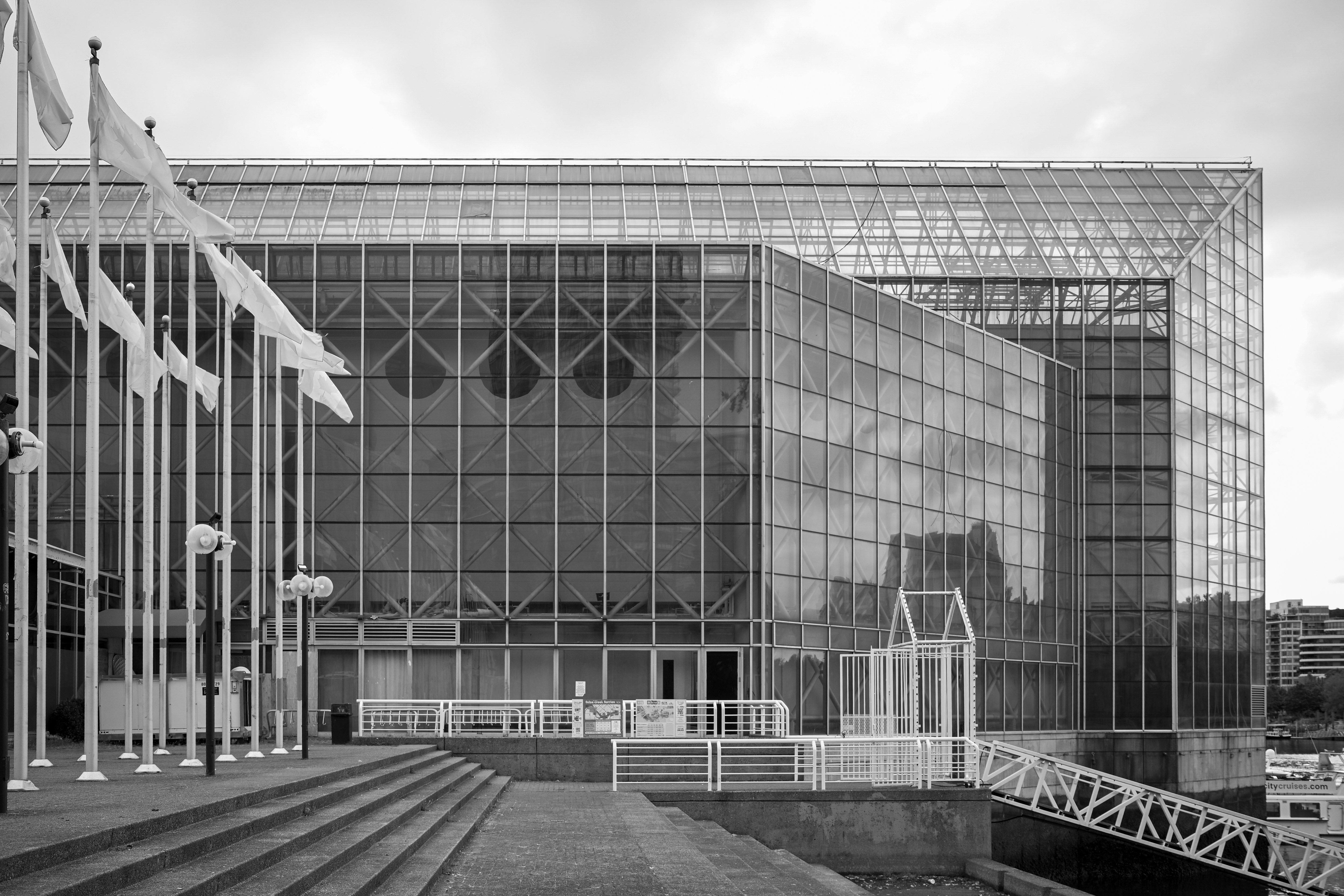 Photo by jonathankslim