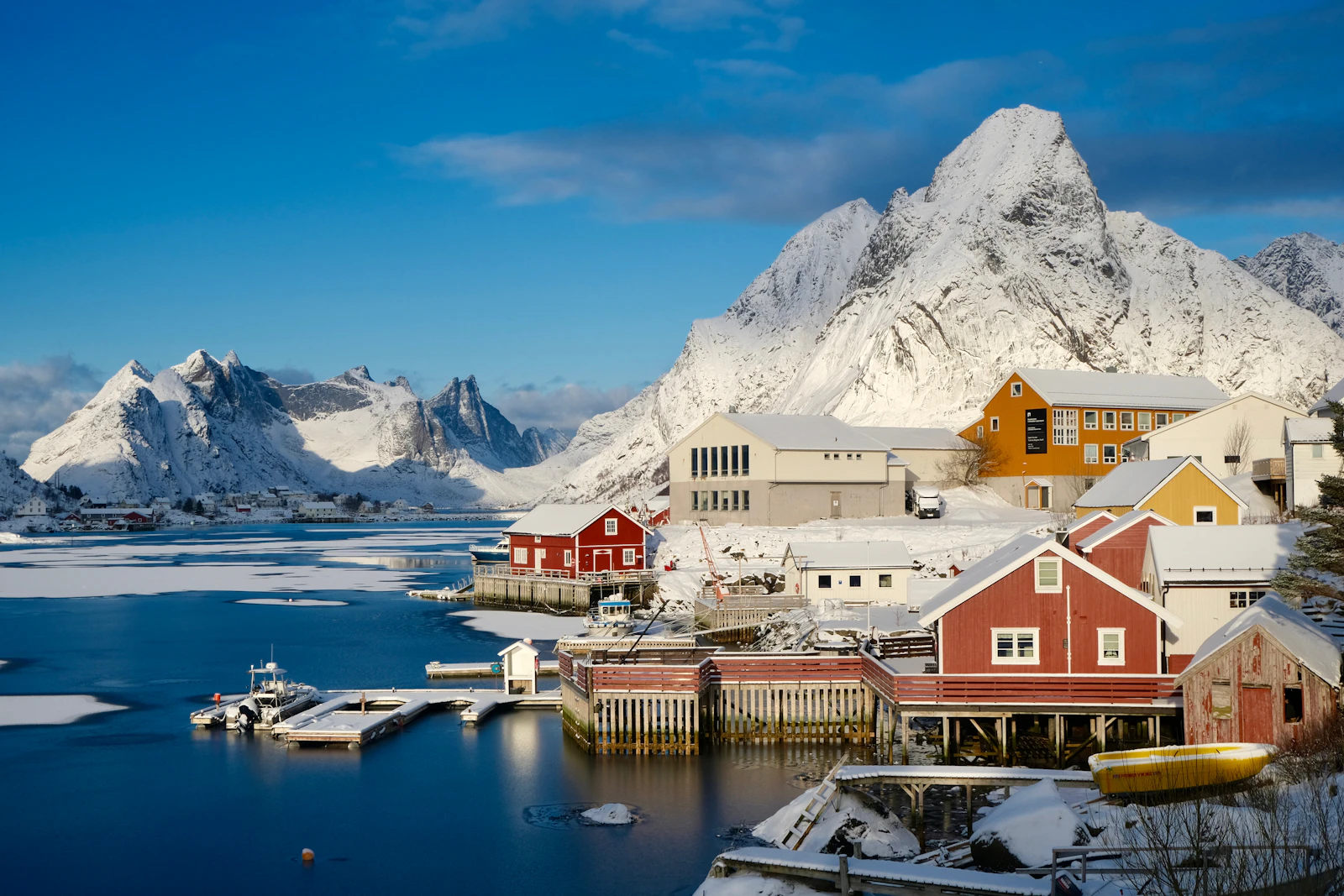Life in Northern Communities — scene