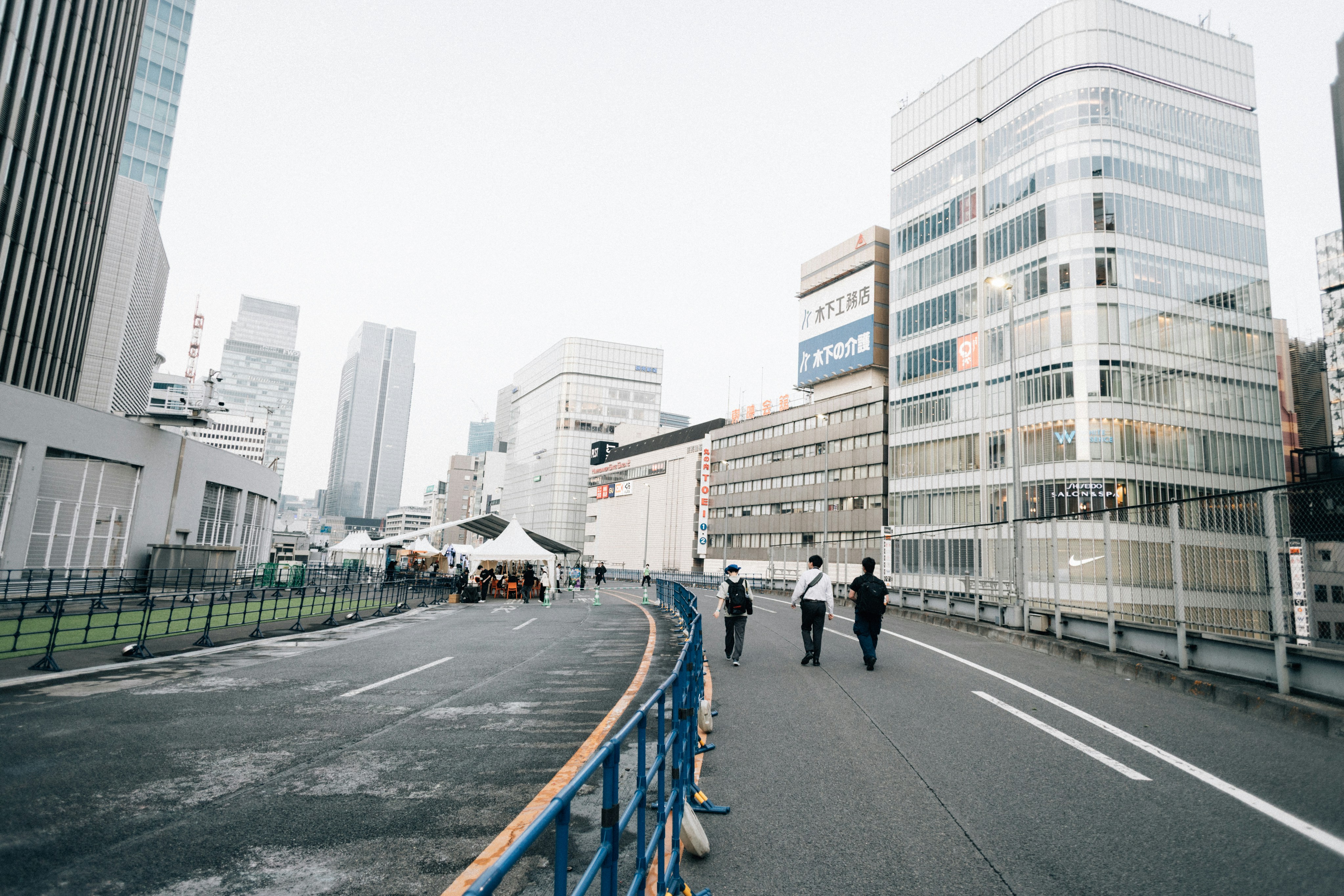 Photo by tsuyoshikozu