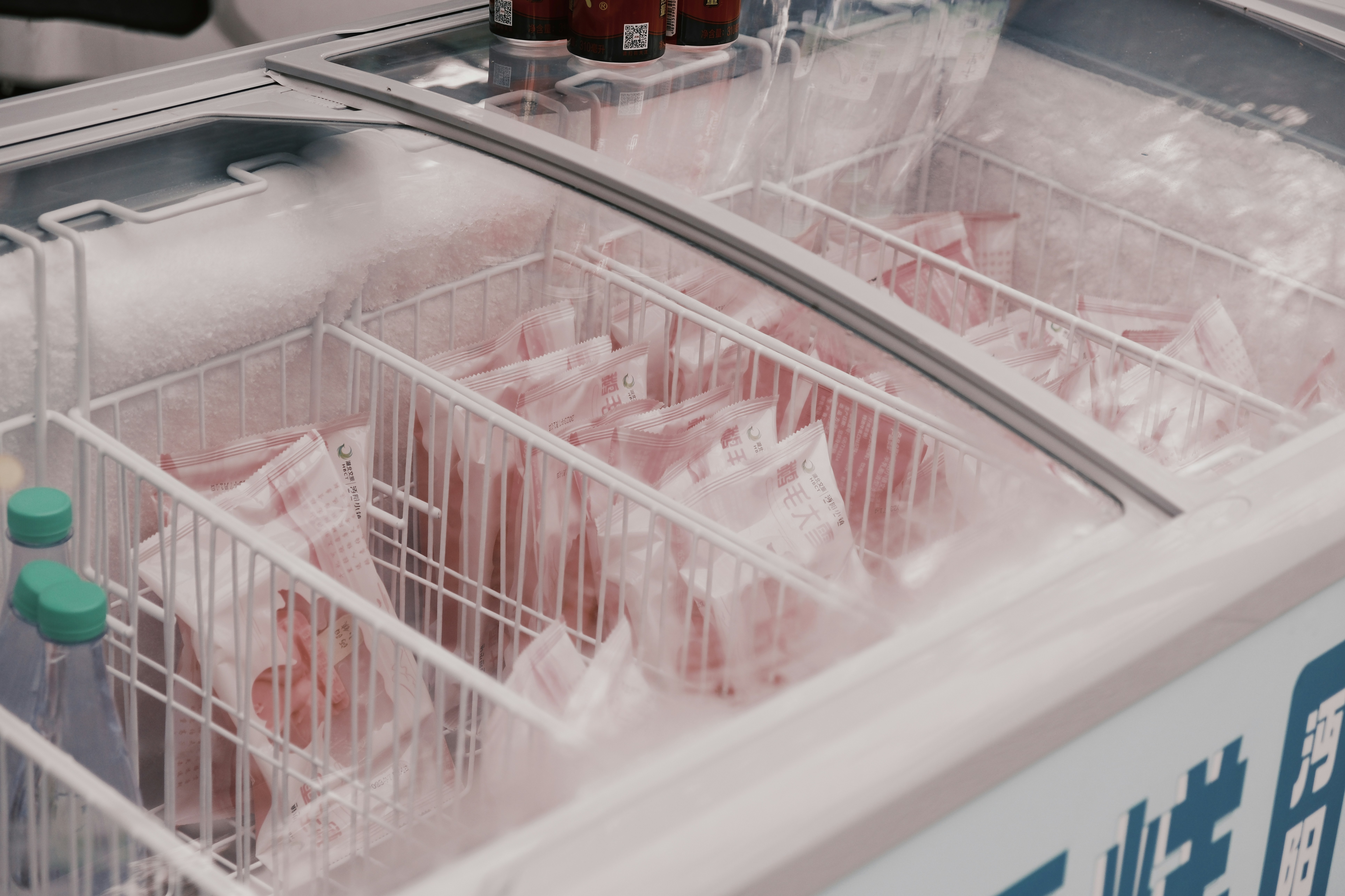 frost buildup inside freezer