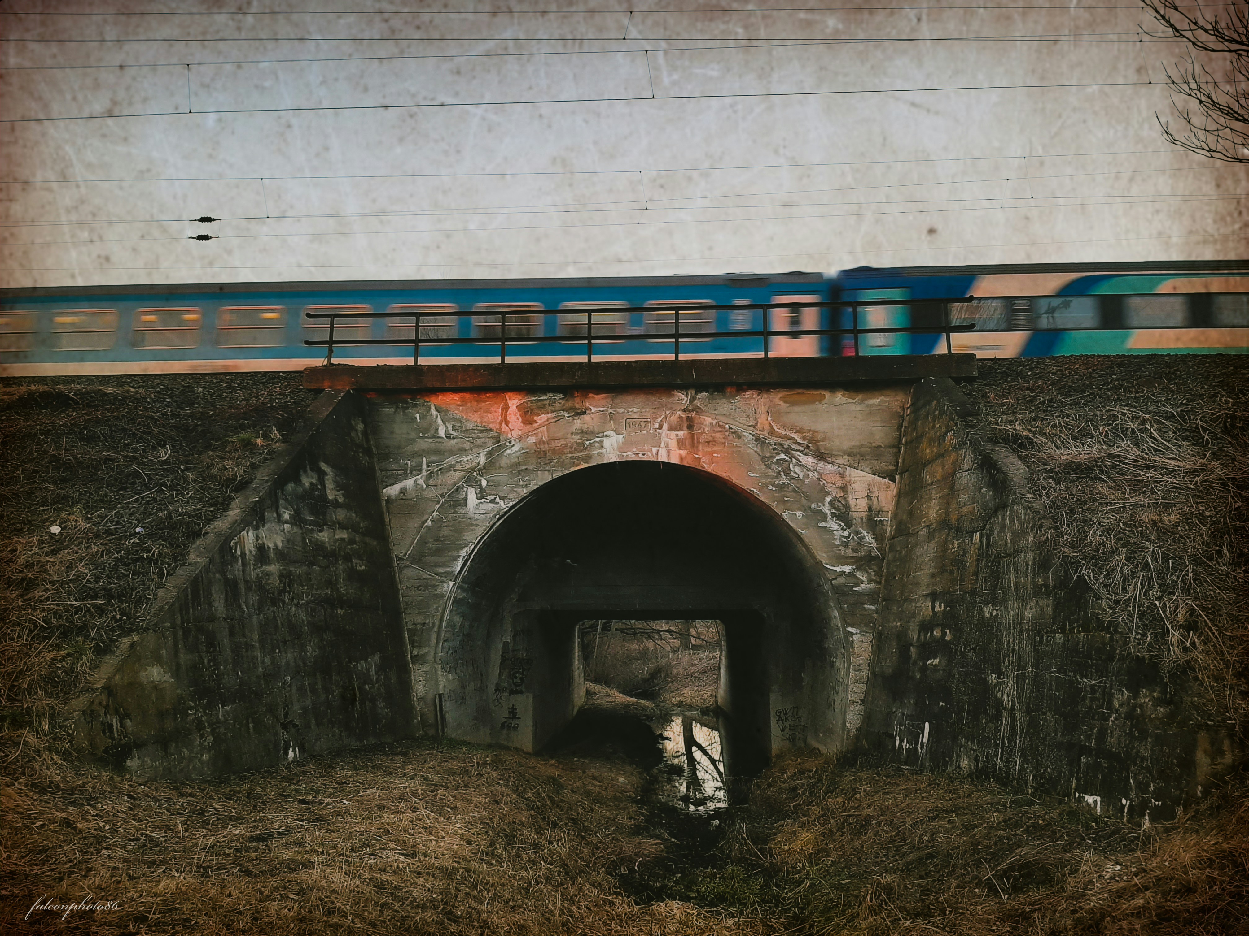 [hikaye] : Raydan çıkan tek atış