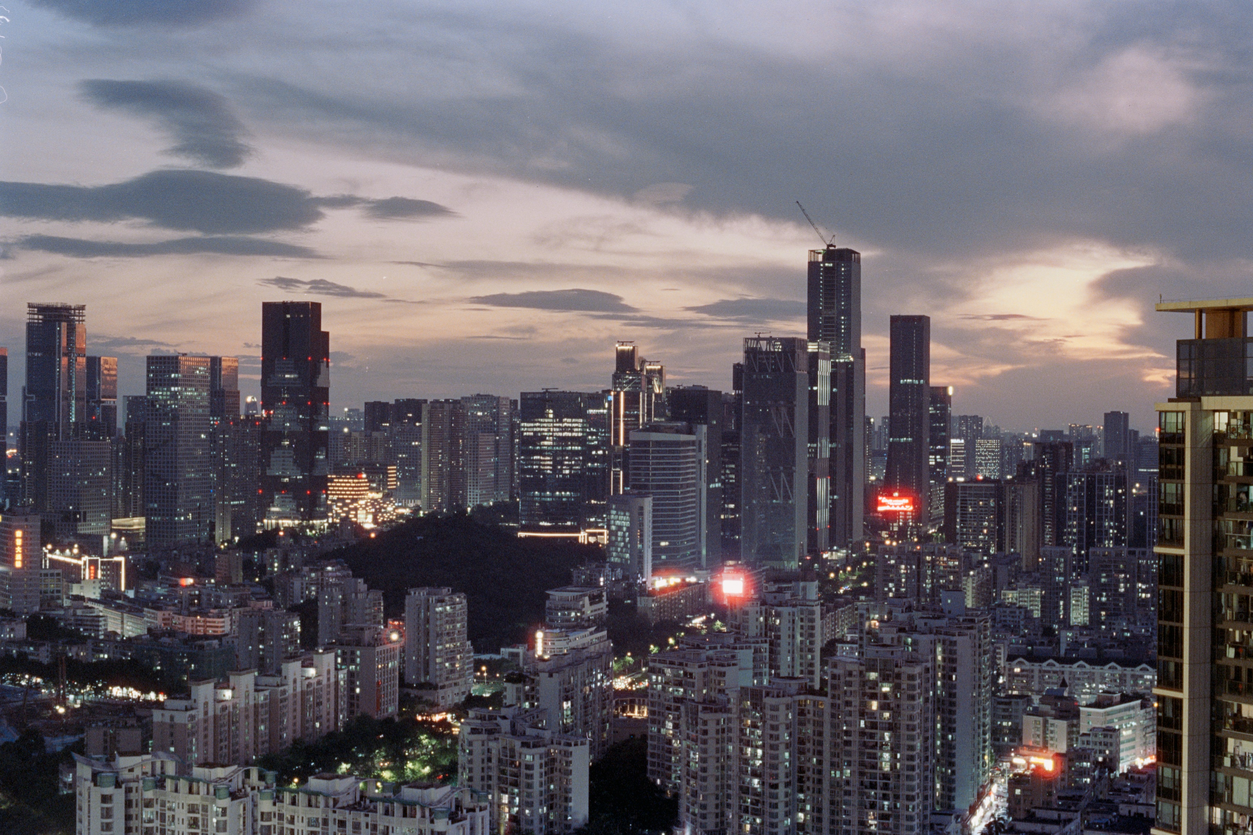 Photo by zhenyao_photo